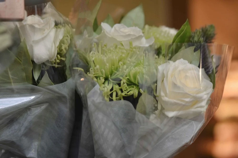 Flowers for sale, Marks & Spencer, Kensington High Street, London, U.K. Image©thingstodot.com