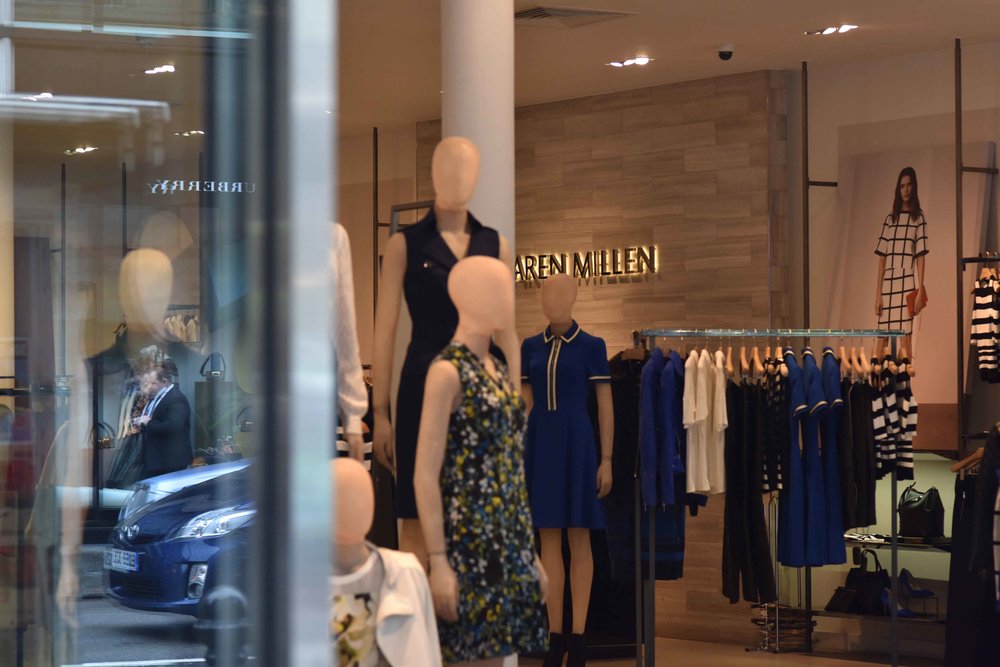 Karen Millen, Knightsbridge, London, U.K. Image©thingstodot.com