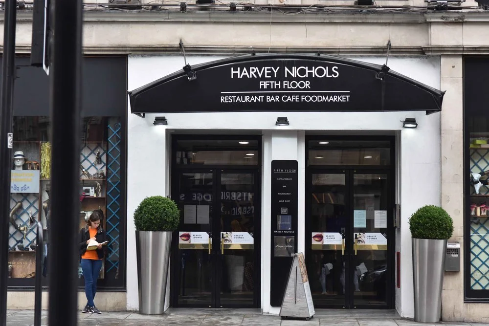 Harvey Nichols, Knightsbridge, London, U.K. Image©thingstodot.com