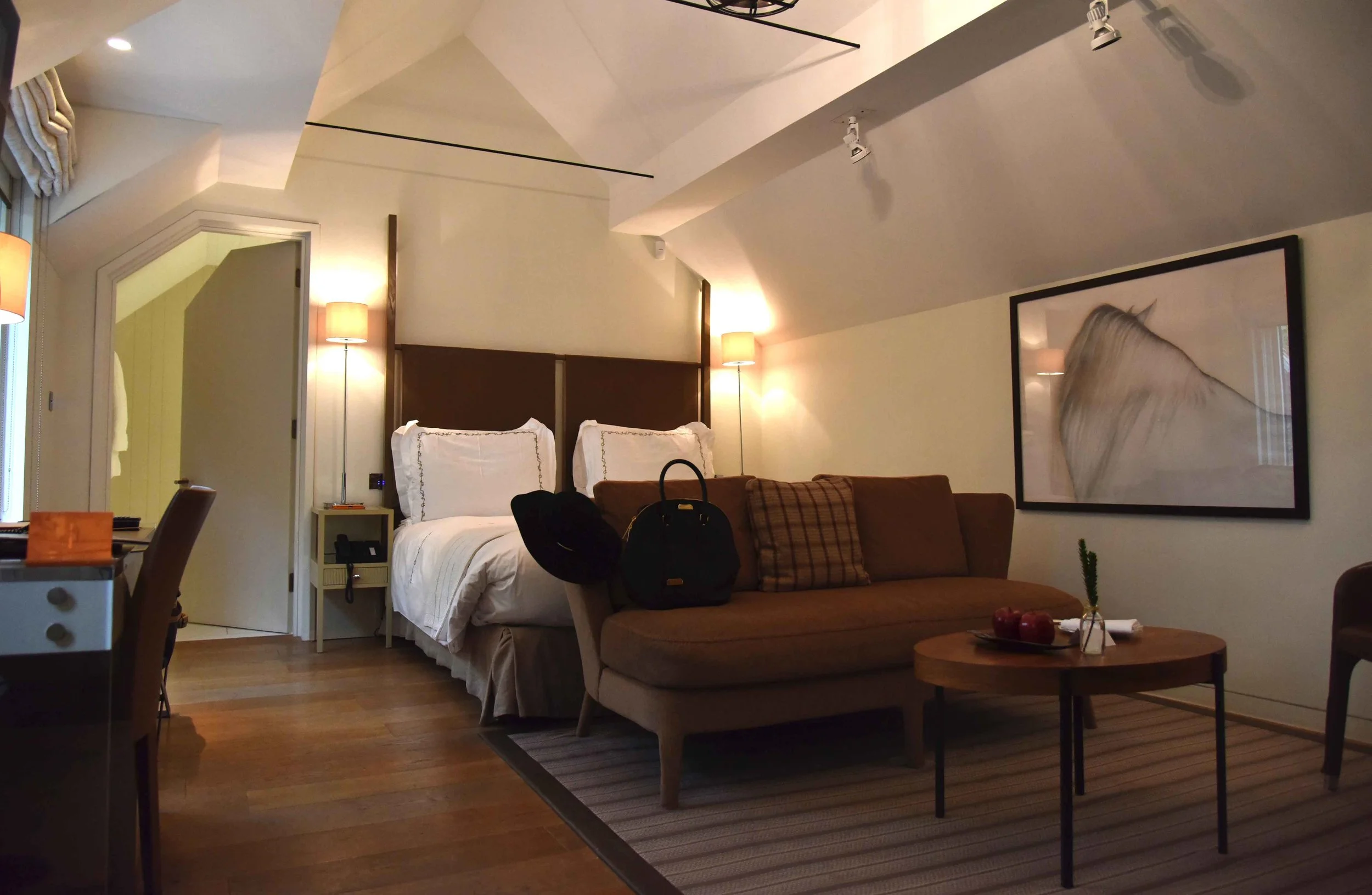 Stable Deluxe Rooms, Coworth Park Hotel & Spa, Ascot, UK. Image©thingstodot.com
