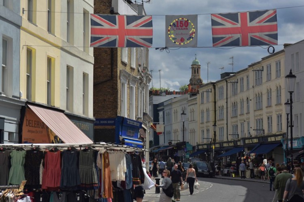Portobello road, Notting Hill, London, U.K. Image©thingstodot.com