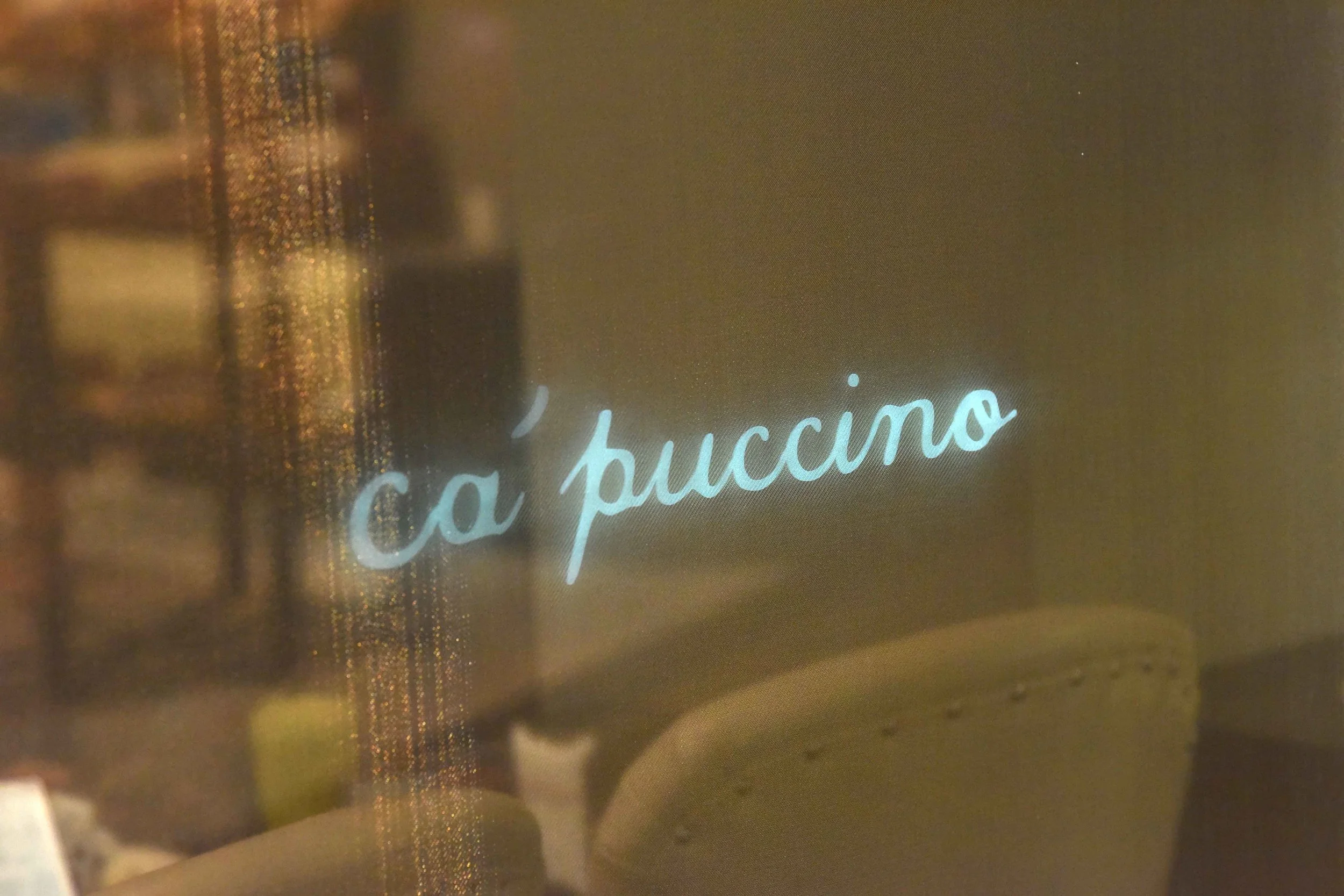 Ca'puccino, cafe at Harrods. Image©thingstodot.com