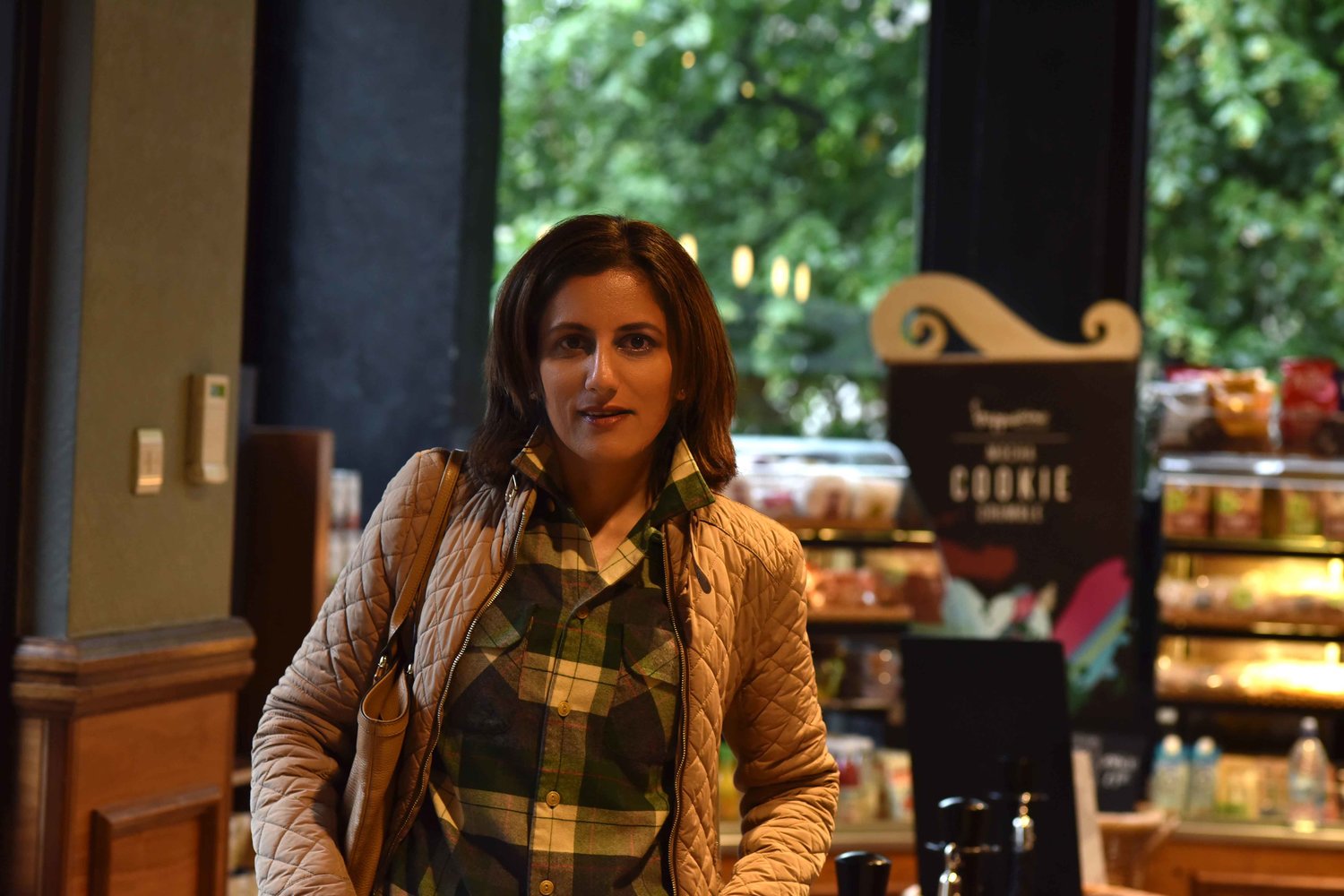 Starbucks, Royal Mile, Old Town, Edinburgh, Scotland. Image©thingstodot.com