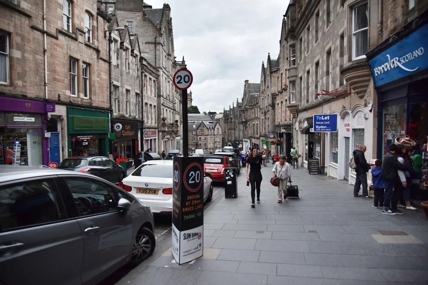 Royal Mile, Old Town, Edinburgh, Scotland. Image©thingstodot.com