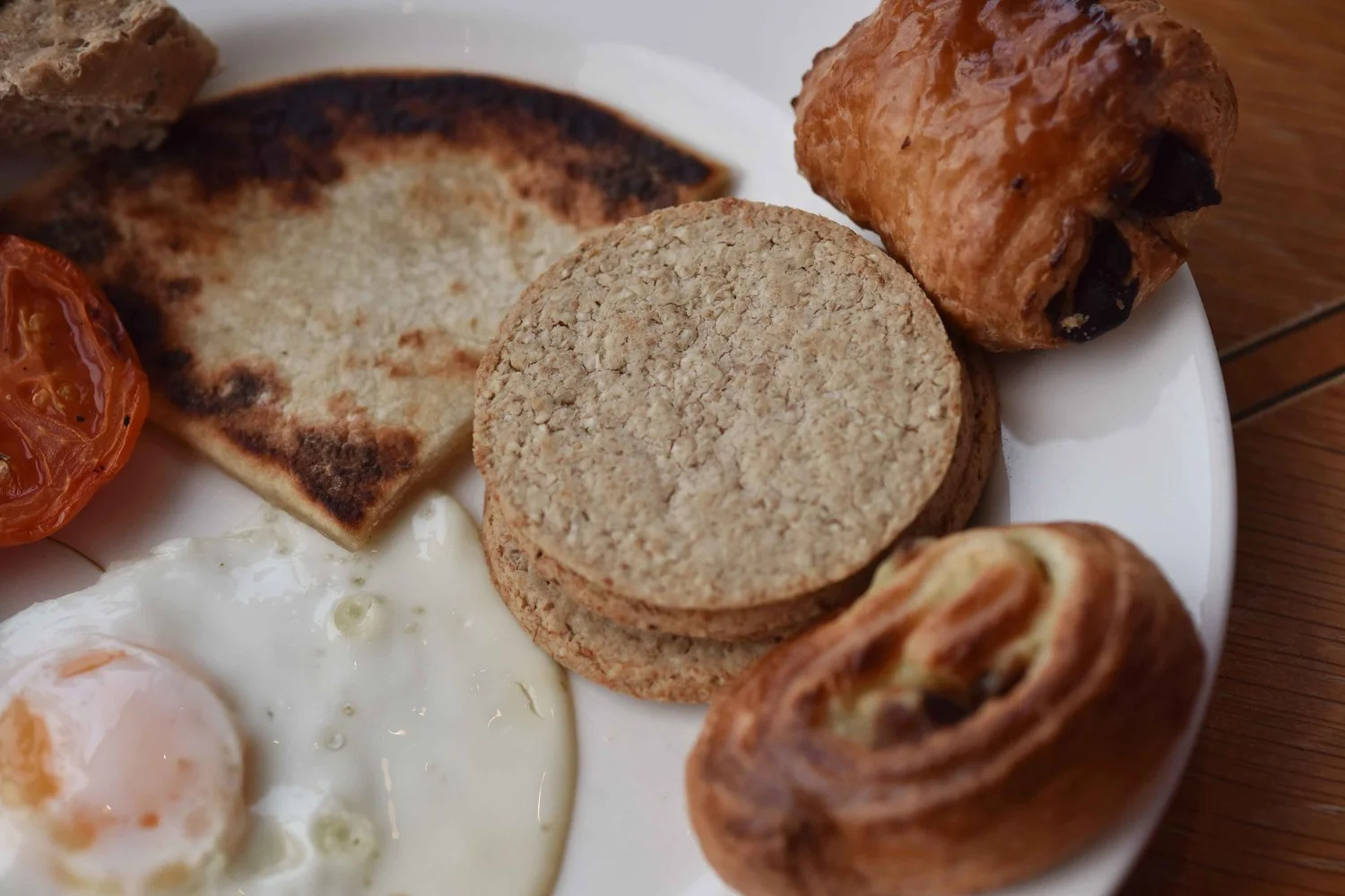 Breakfast buffet, Mercure Inverness hotel, Inverness, Scotland. Image©thingstodot.com