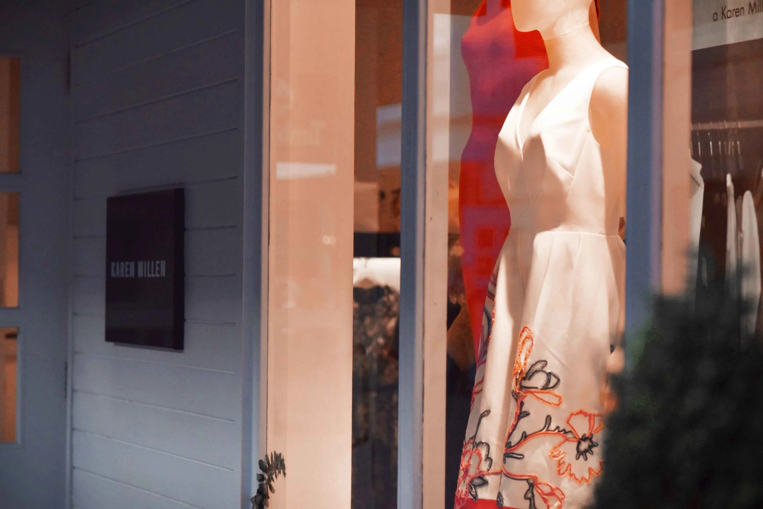 Karen Millen, Bicester Village, designer shopping outlet near London, UK. Image©thingstodot.com
