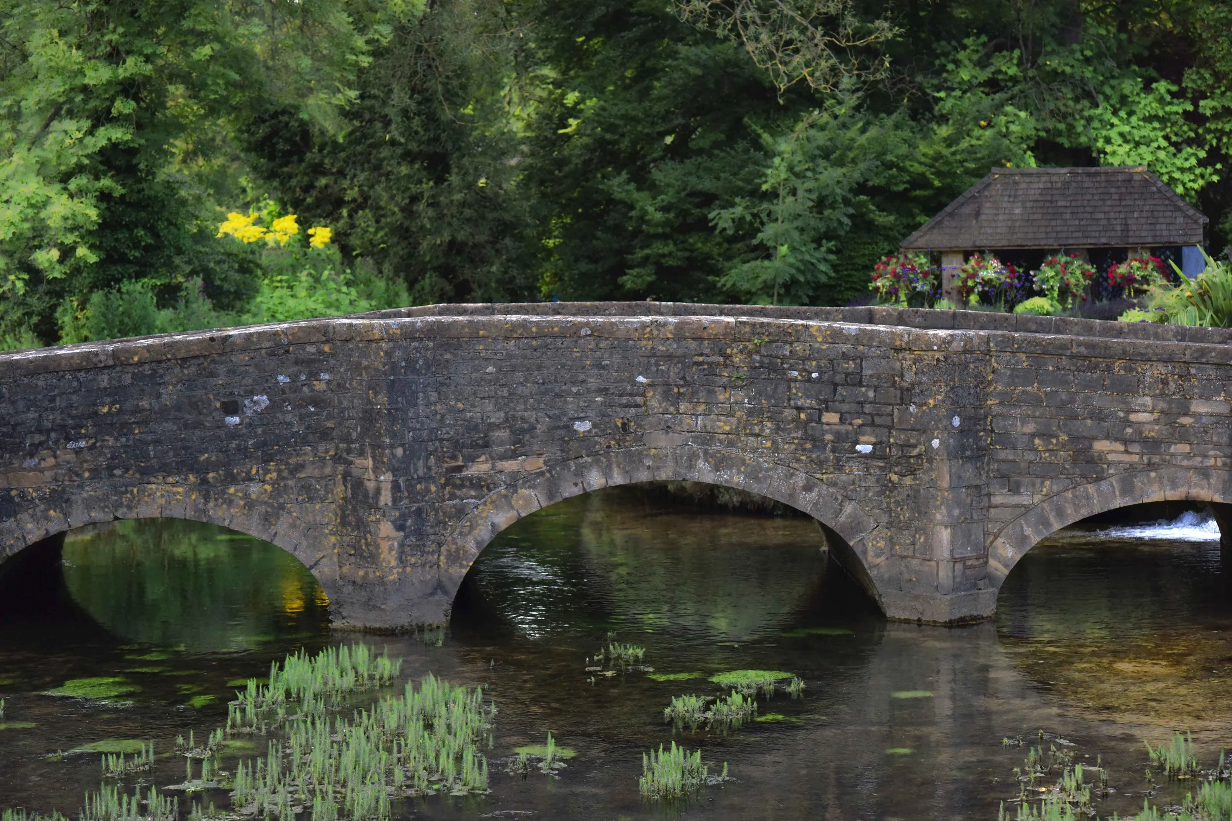 Bibury, Cotswold, England. Image©thingstodot.com