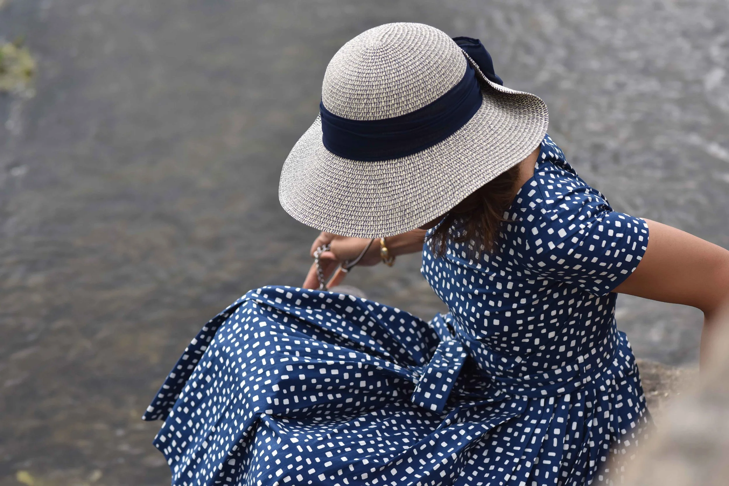 Prada dress, Bibury, Cotswold, England. Image©thingstodot.com
