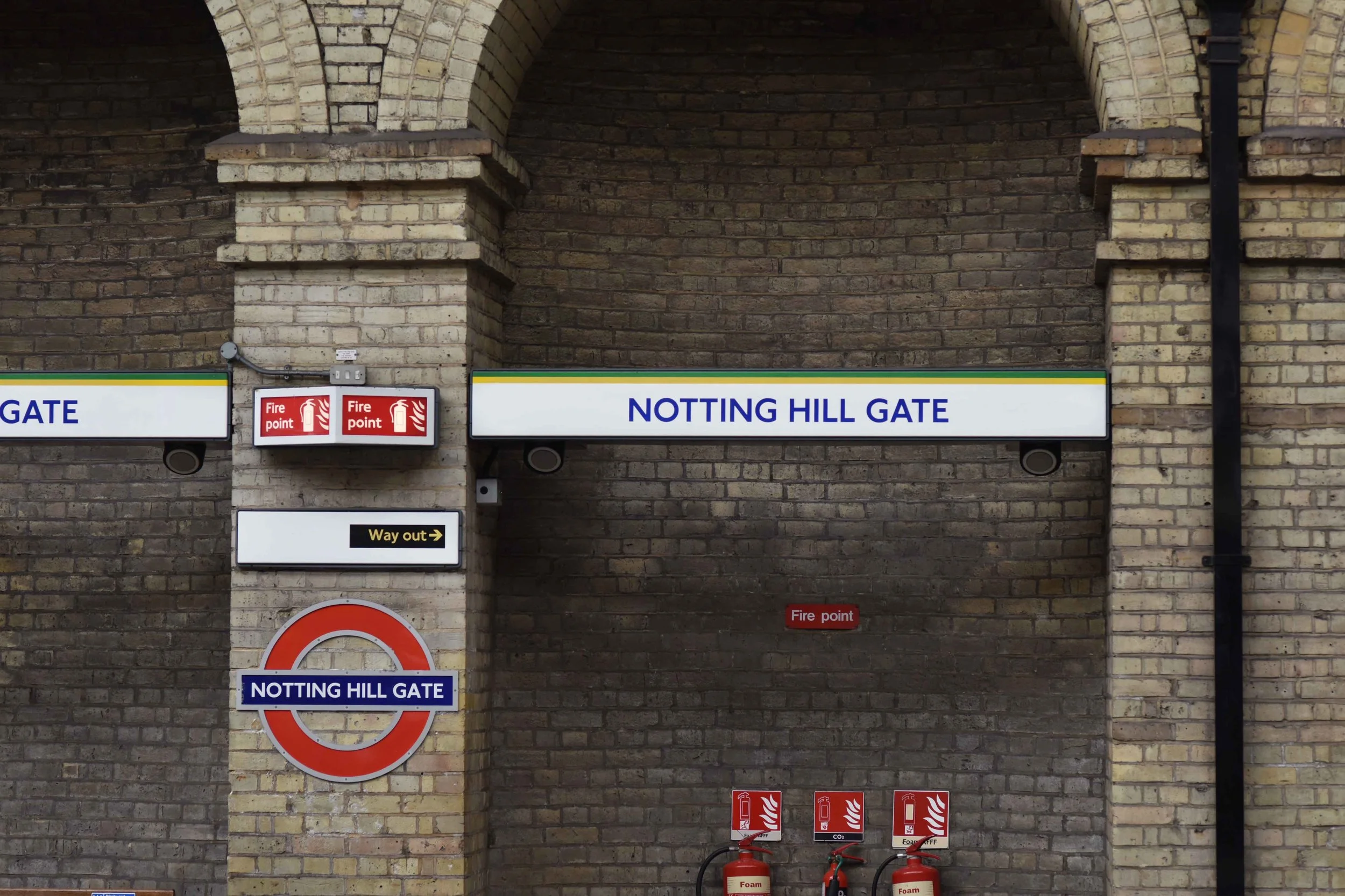 Notting Hill Underground Station. Image©thingstodot.com