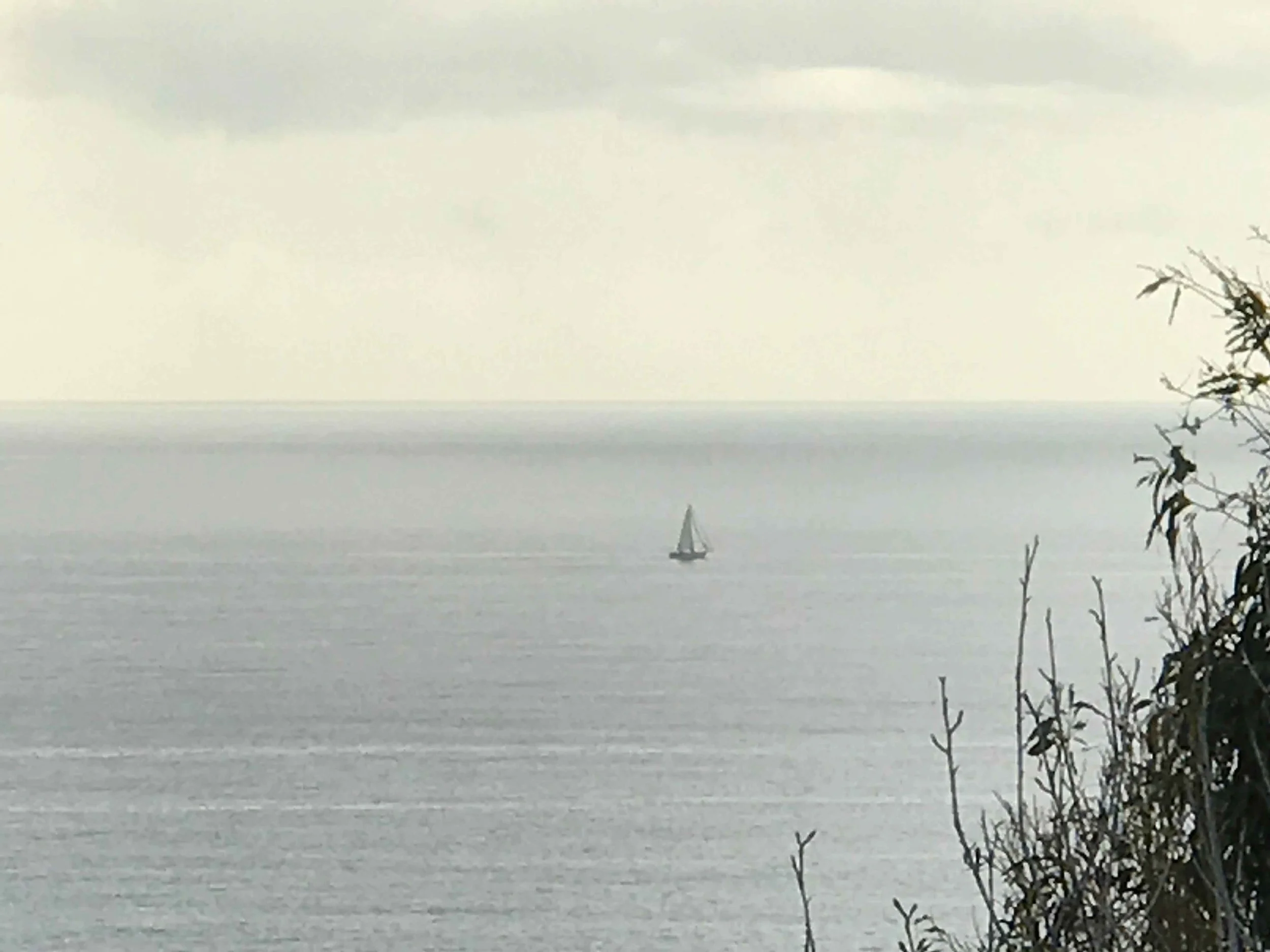 Pacific Coast Highway, daytime cloudy weather, Pacific Palisades, CA. Image©thingstodot.com