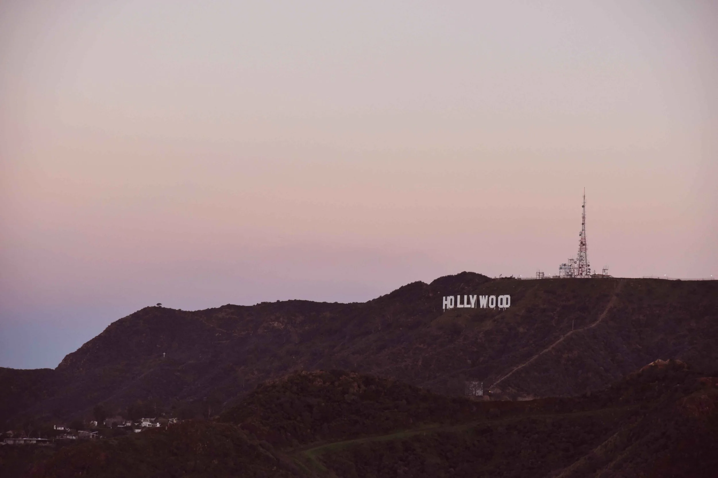 Sunrise from Griffith Park Observatory, Hollywood sign, Los Angeles, California. Image©thingstodot.com