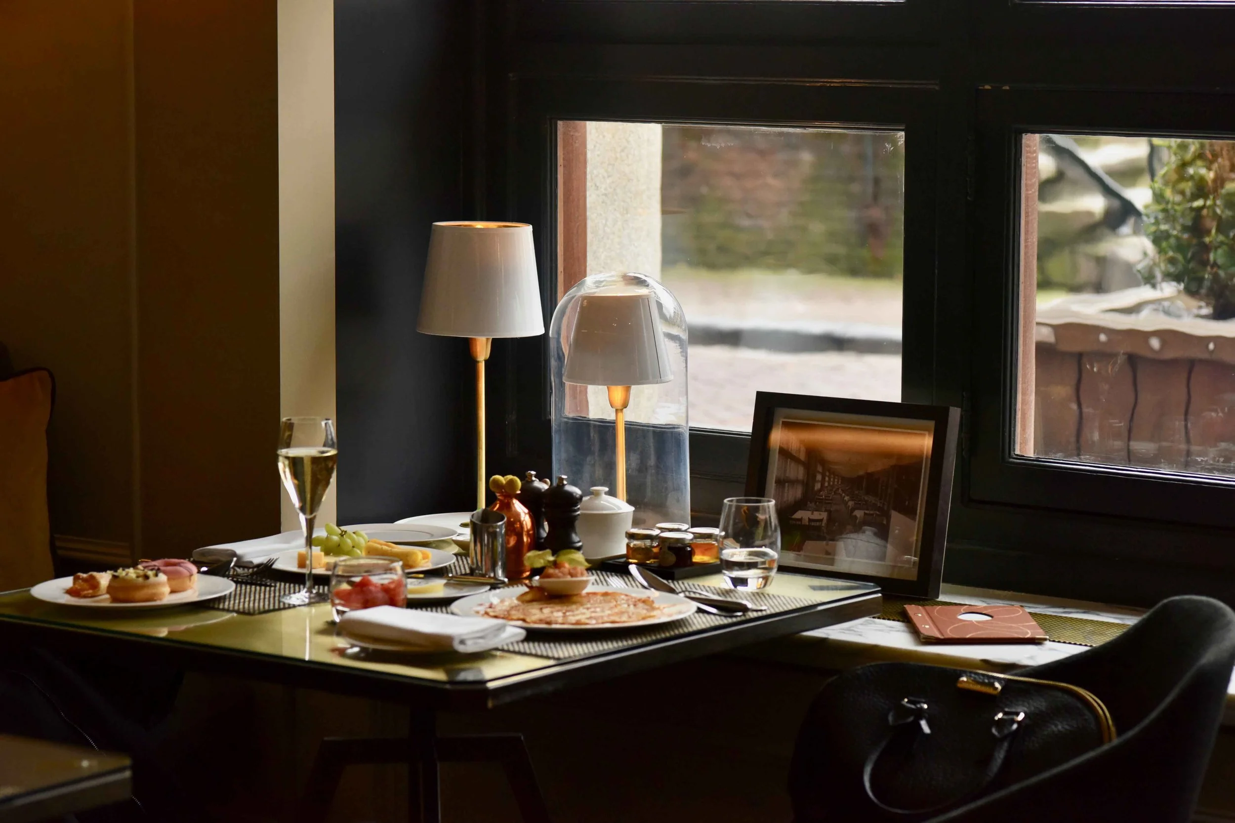 Royal breakfast at Bridges, the Michelin Star restaurant at Sofitel Legend Amsterdam The Grand. Image©thingstodot.com