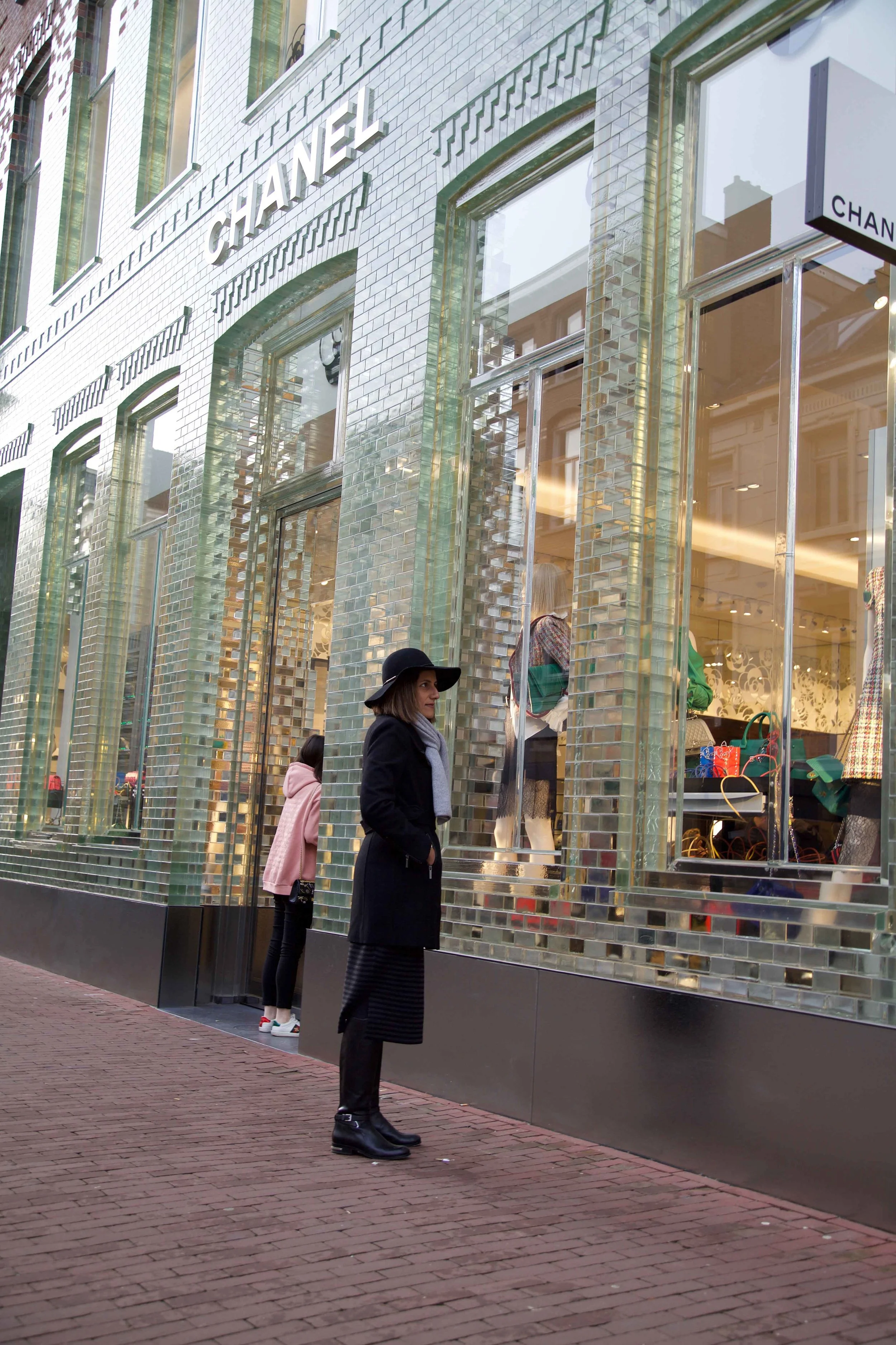 Chanel, Amsterdam. Photo: Fabio Ricci. Image©thingstodot.com