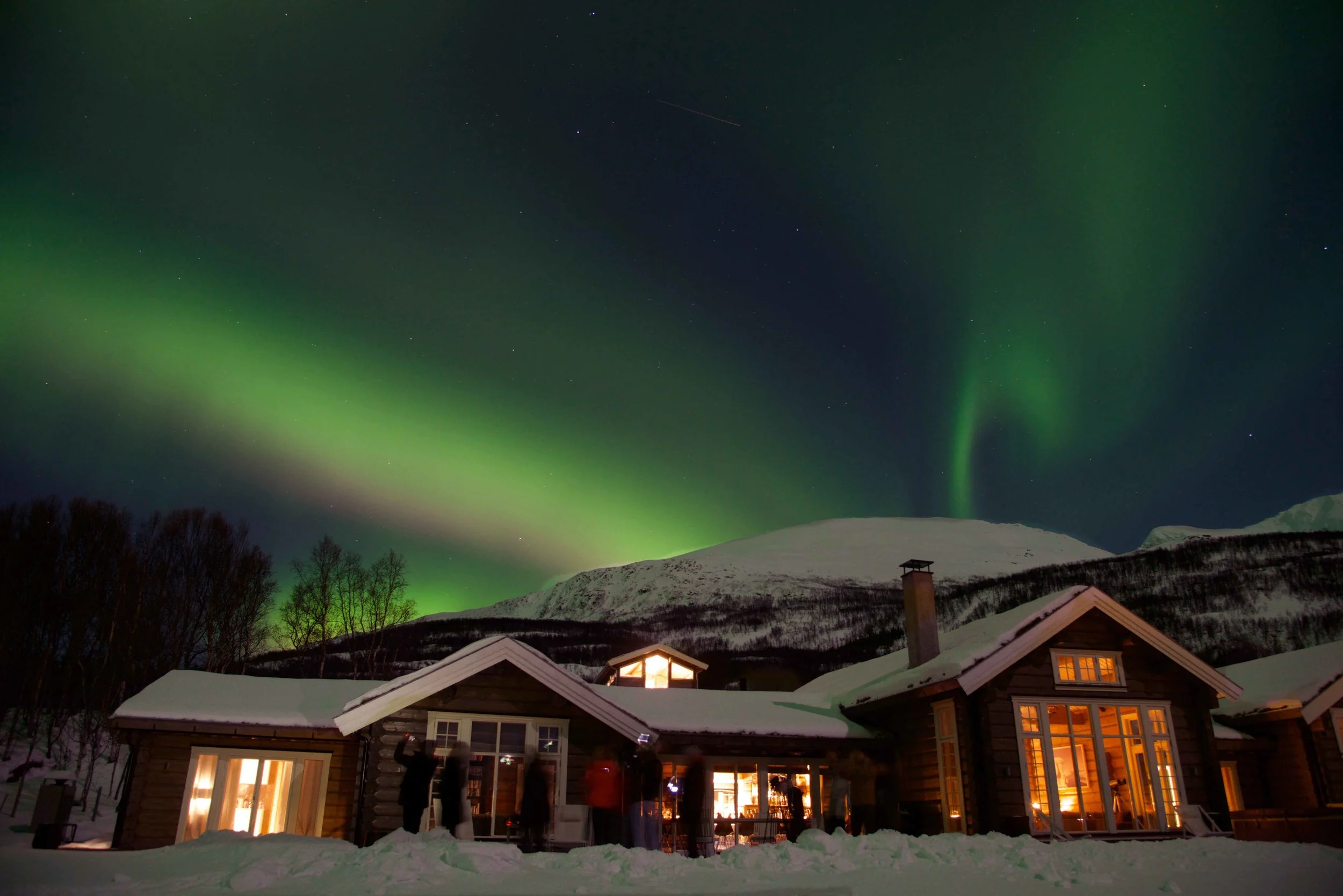 Northern lights, aurora borealis, Lyngen Lodge, northern Norway. Image©thingstodot.com