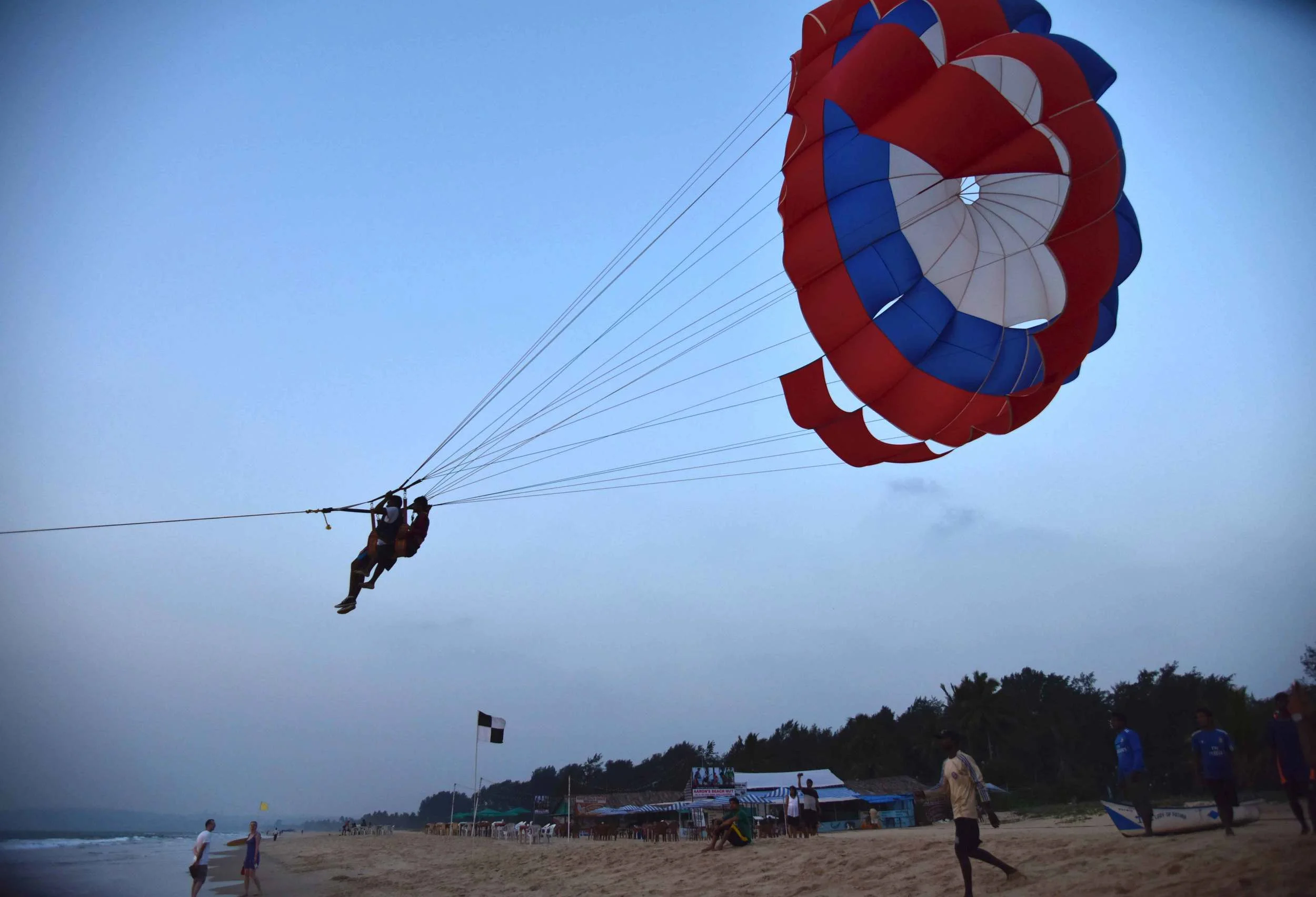 Paragliding, Goa, India. Image©thingstodot.com