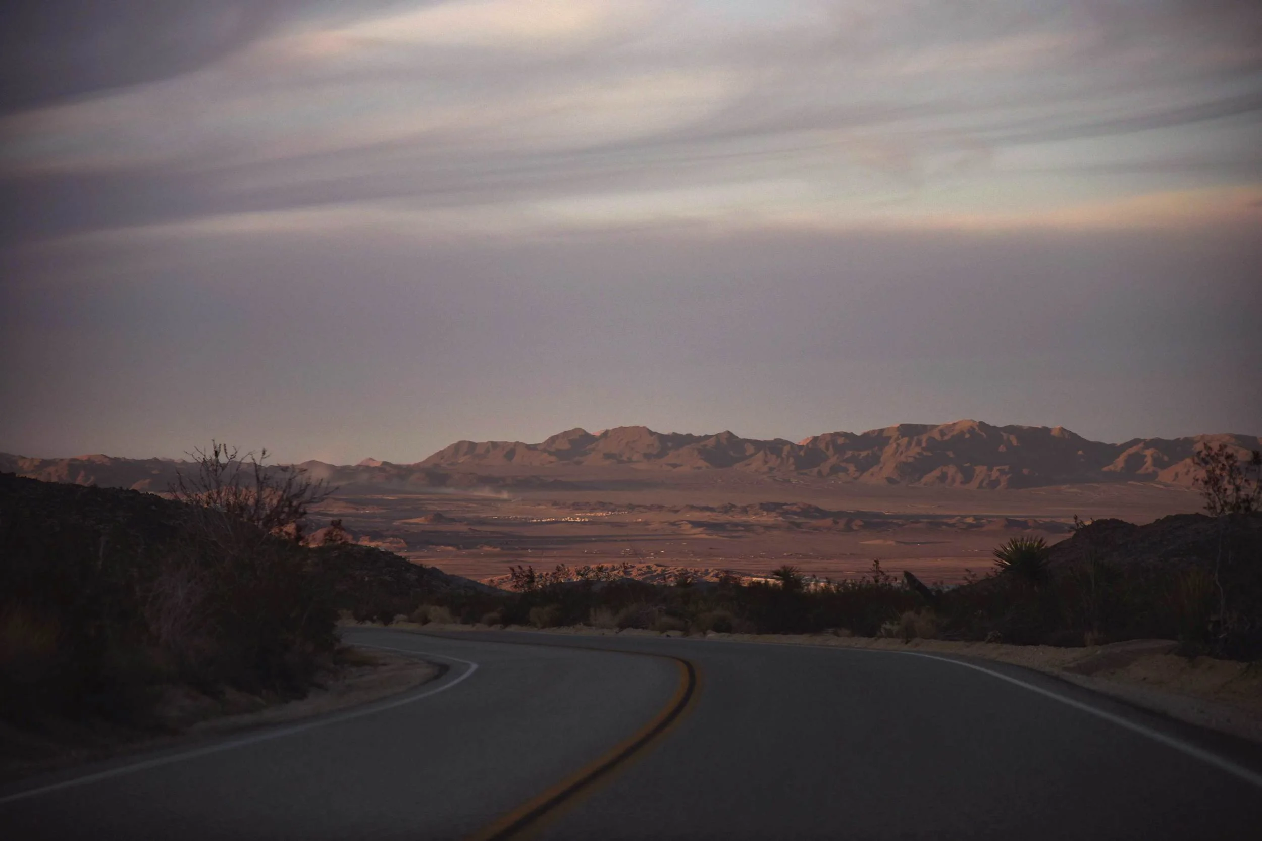Sunset drive, Joshua Tree National Park, Southern California, USA. Image©thingstodot.com