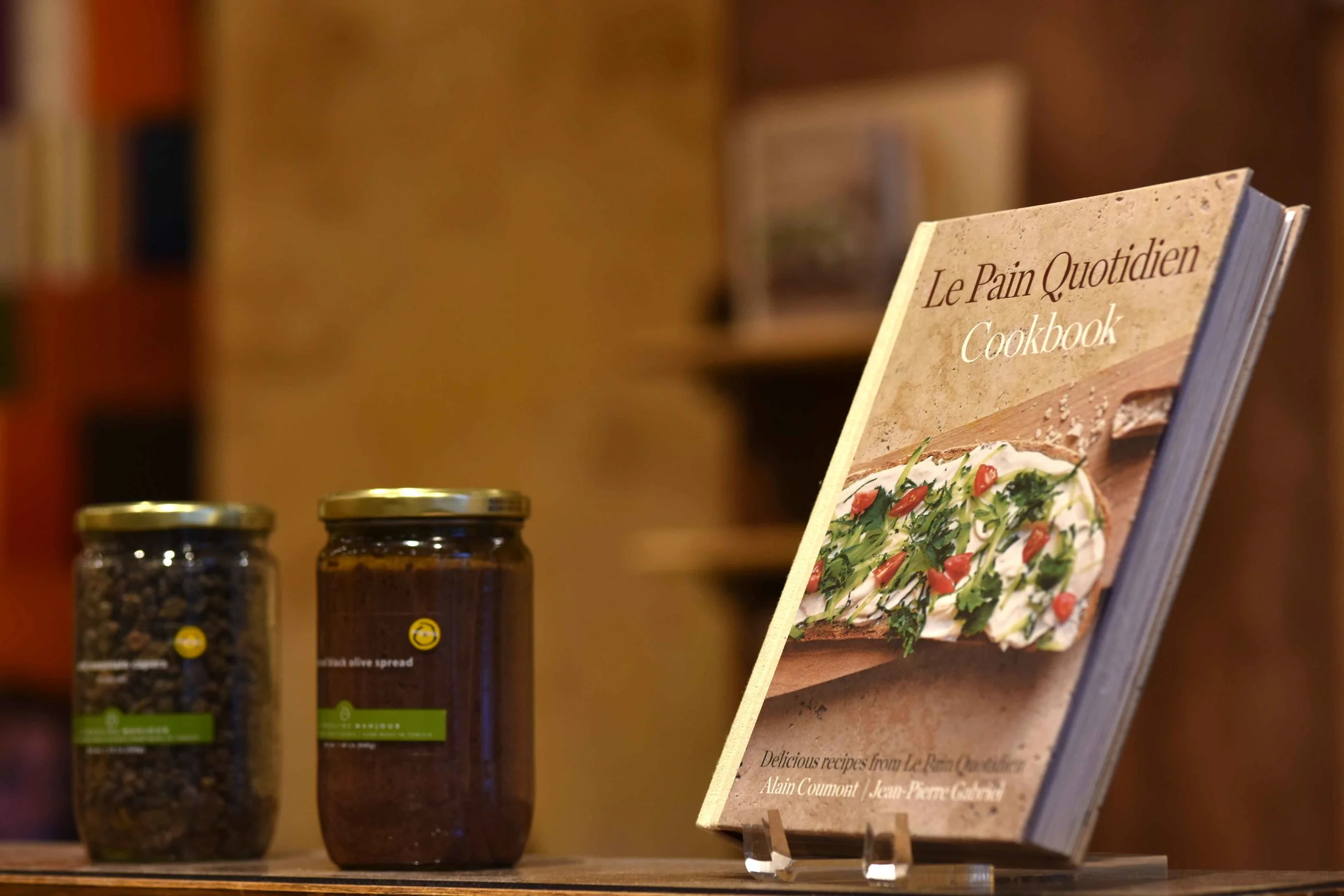 Le Pain Quotidien, Americana at Brand, Los Angeles, USA. Image©thingstodot.com
