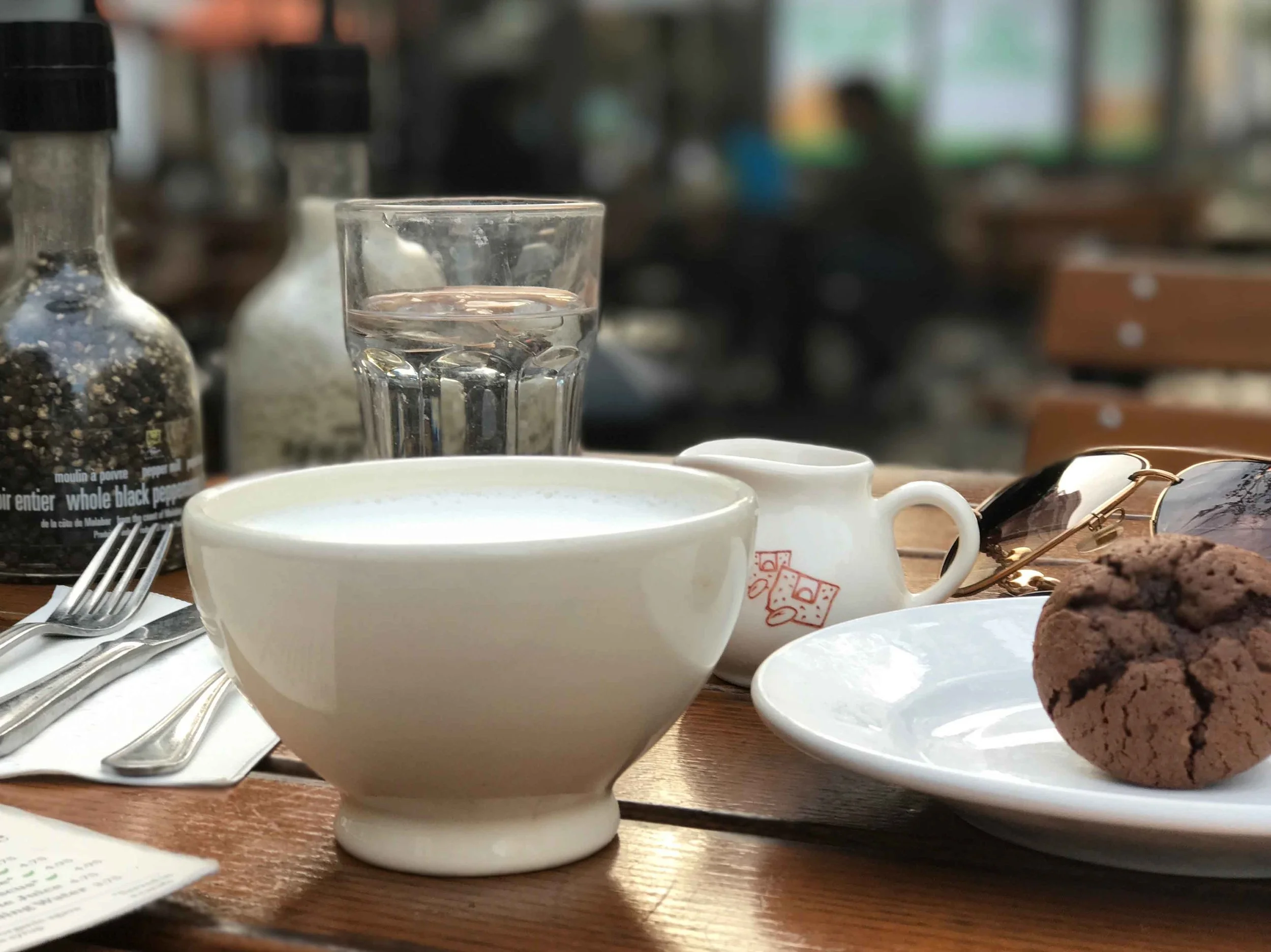 Le Pain Quotidien, bakery restaurant, vegan options, Americana at Brand, Glendale, Los Angeles. Image©thingstodot.com