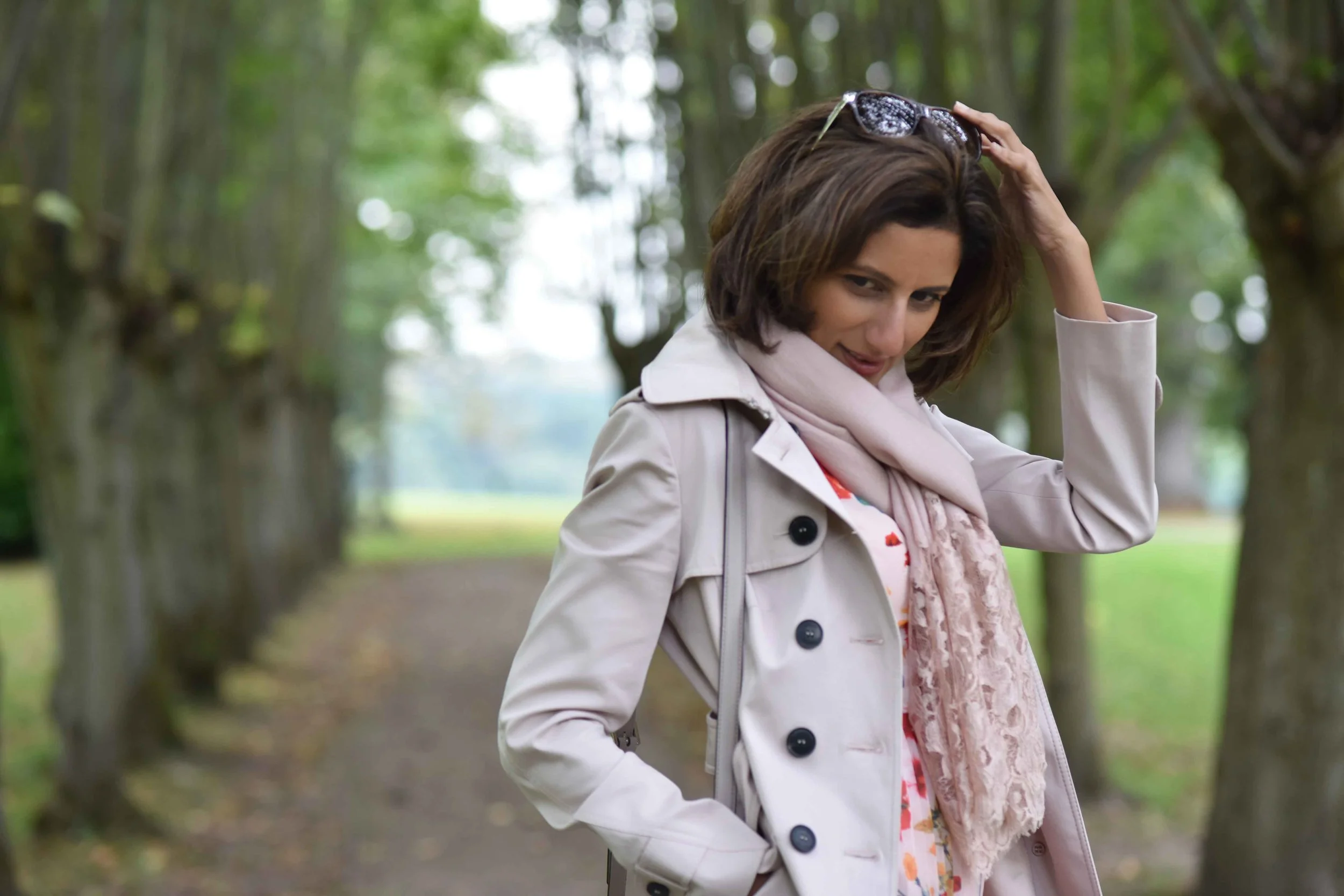 Karen Millen trench coat & dress, Coworth Park Hotel, Ascot, U.K. Photo: Nina Shaw. Image©thingstodot.com