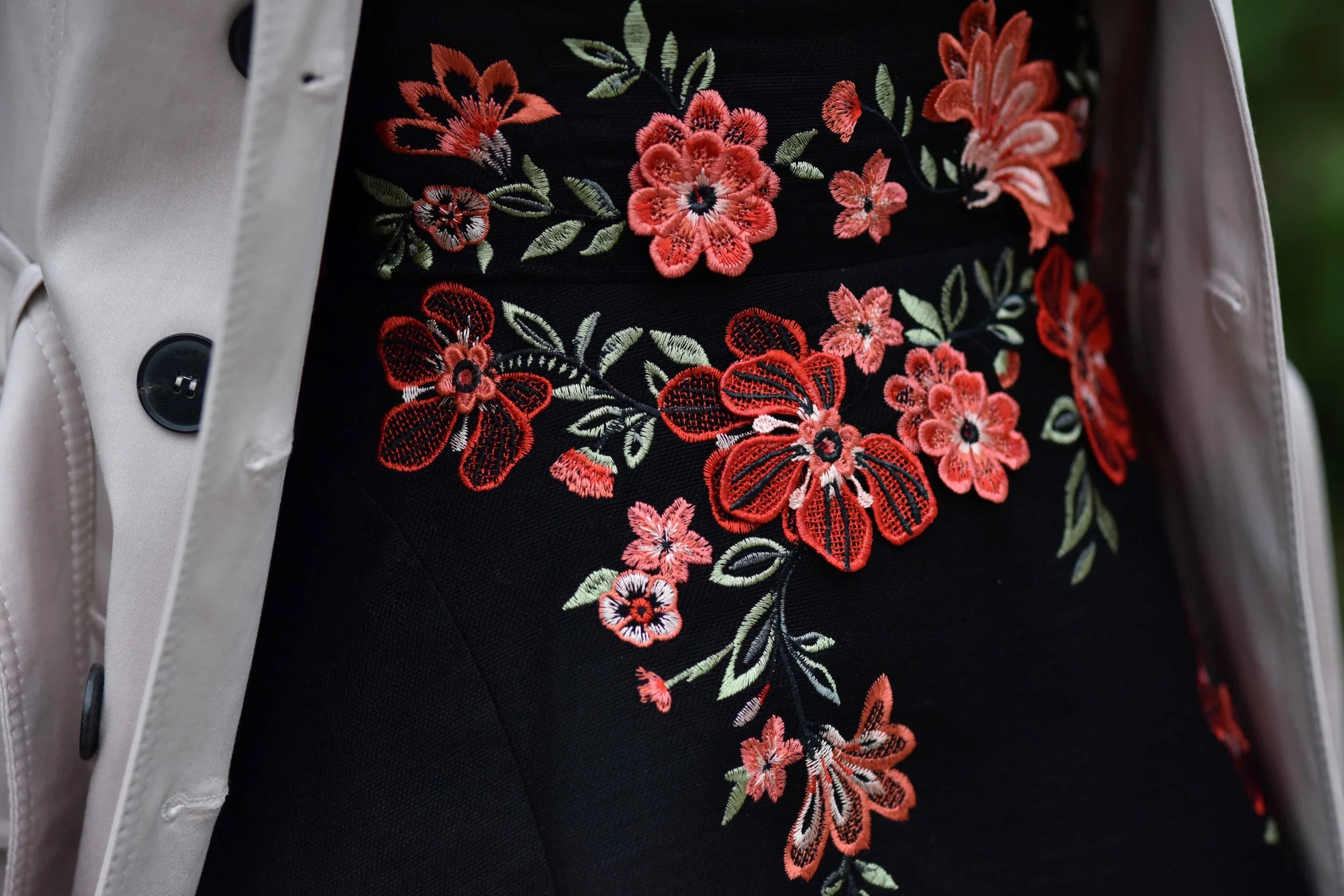 Karen Millen embroidered dress. Photo: Nina Shaw. Image©thingstodot.com