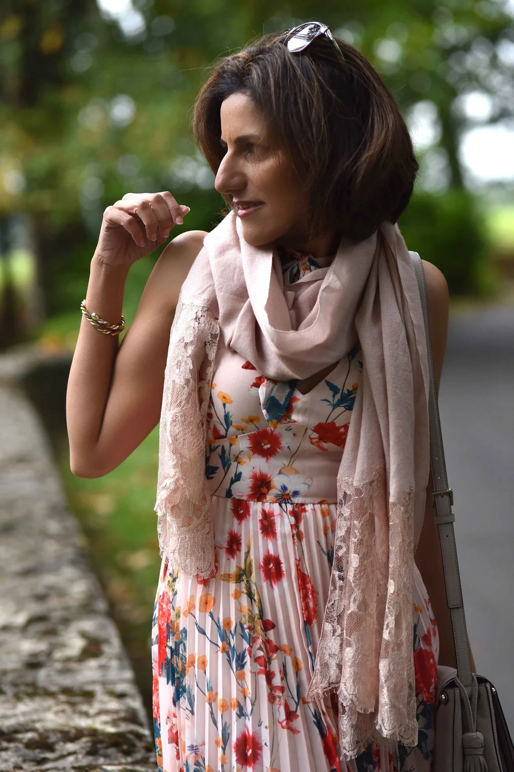 Karen Millen floral dress, cashmere scarf, Kate Spade bag. Photo: Nina Shaw. Image©thingstodot.com