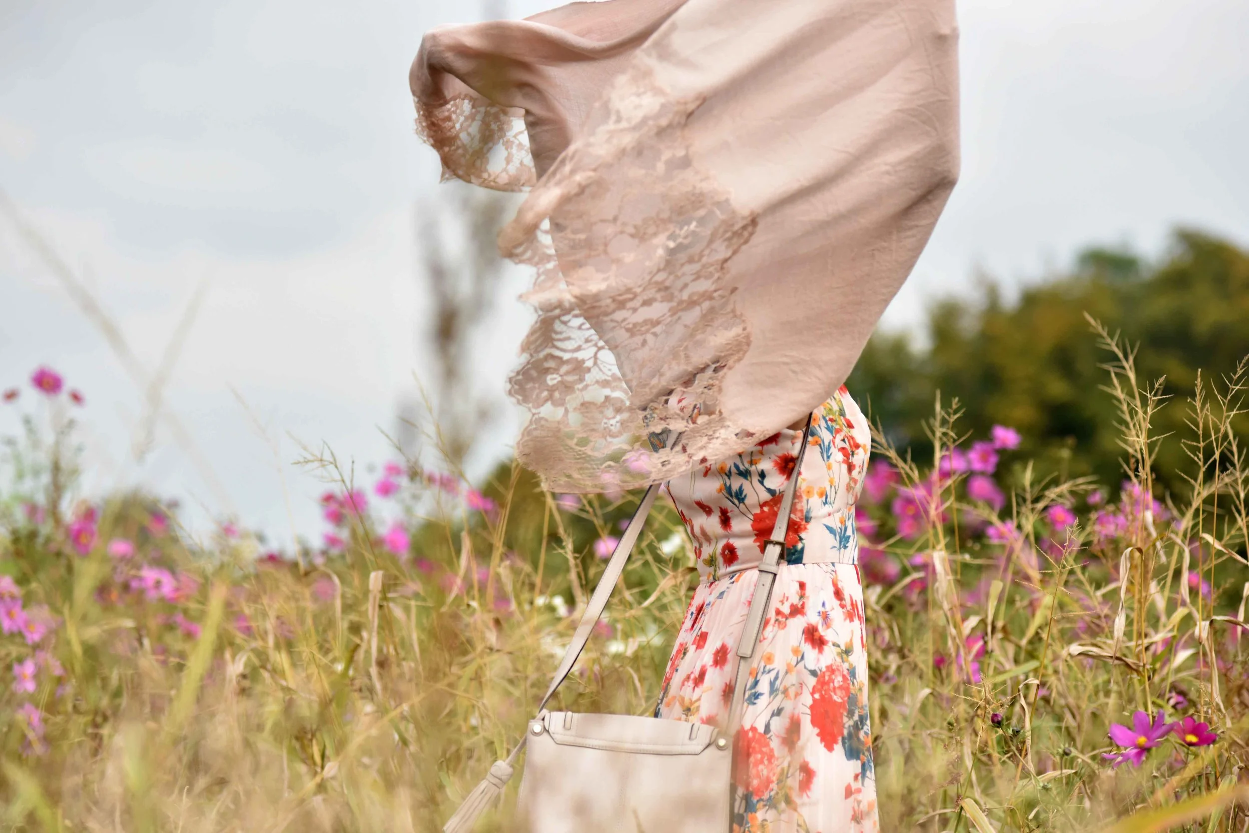 Karen Millen floral dress, cashmere scarf, Kate Spade bag. Photo: Nina Shaw. Image©thingstodot.com