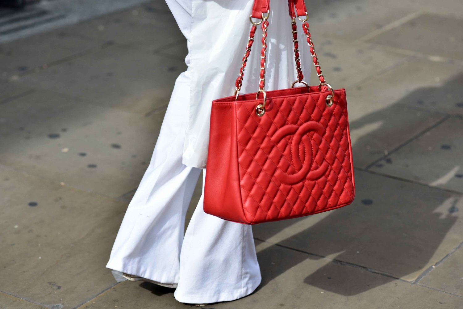 Chanel shopping bag version, London Street Fashion, London, UK. Photo:Gunjan Virk. Image©thingstodot.com