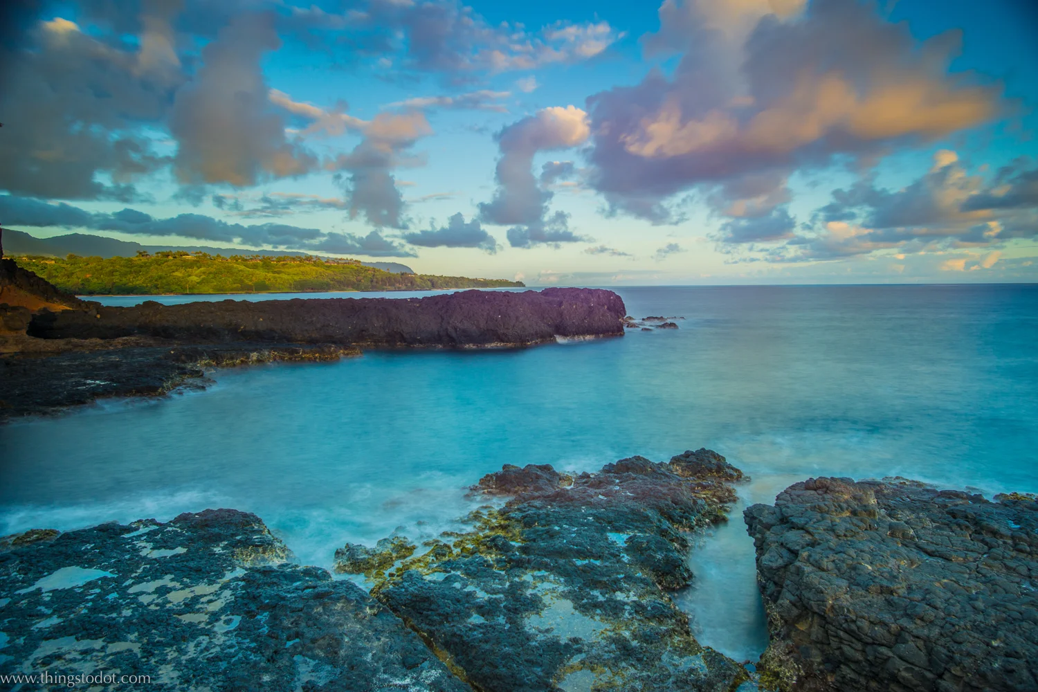 Sunrise, Secret Beach, Kalihiwai, Kauai, Hawaii, USA. Image©www.thingstodot.com