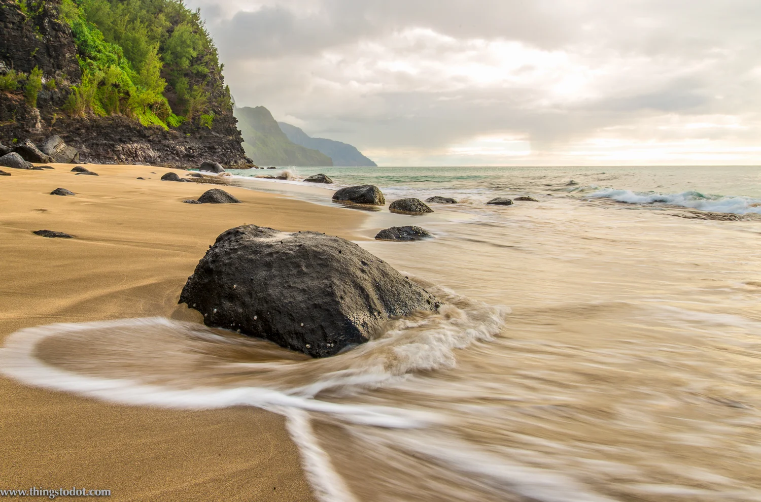 Ke'e beach, sunset, Kauai, Hawaii. Photo: Gerald Prickett. Image©www.thingstodot.com