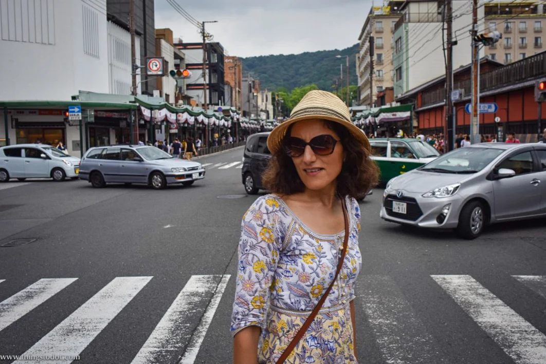 Shijo Avenue, Kyoto, Japan. Image©www.thingstodot.com