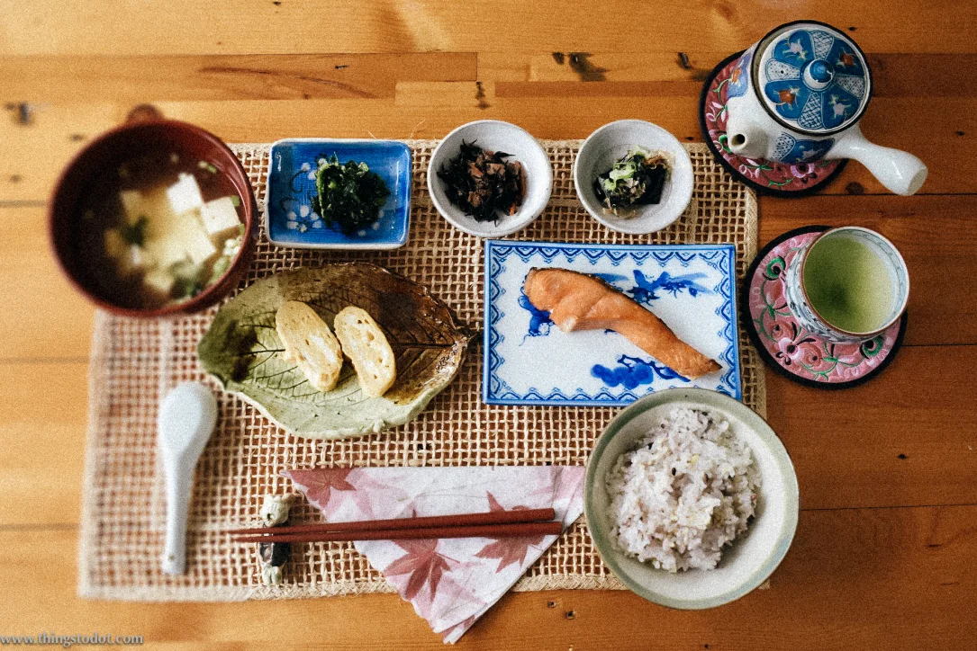 Japanese breakfast, Airbnb, Tokyo, Japan. Image©www.thingstodot.com.