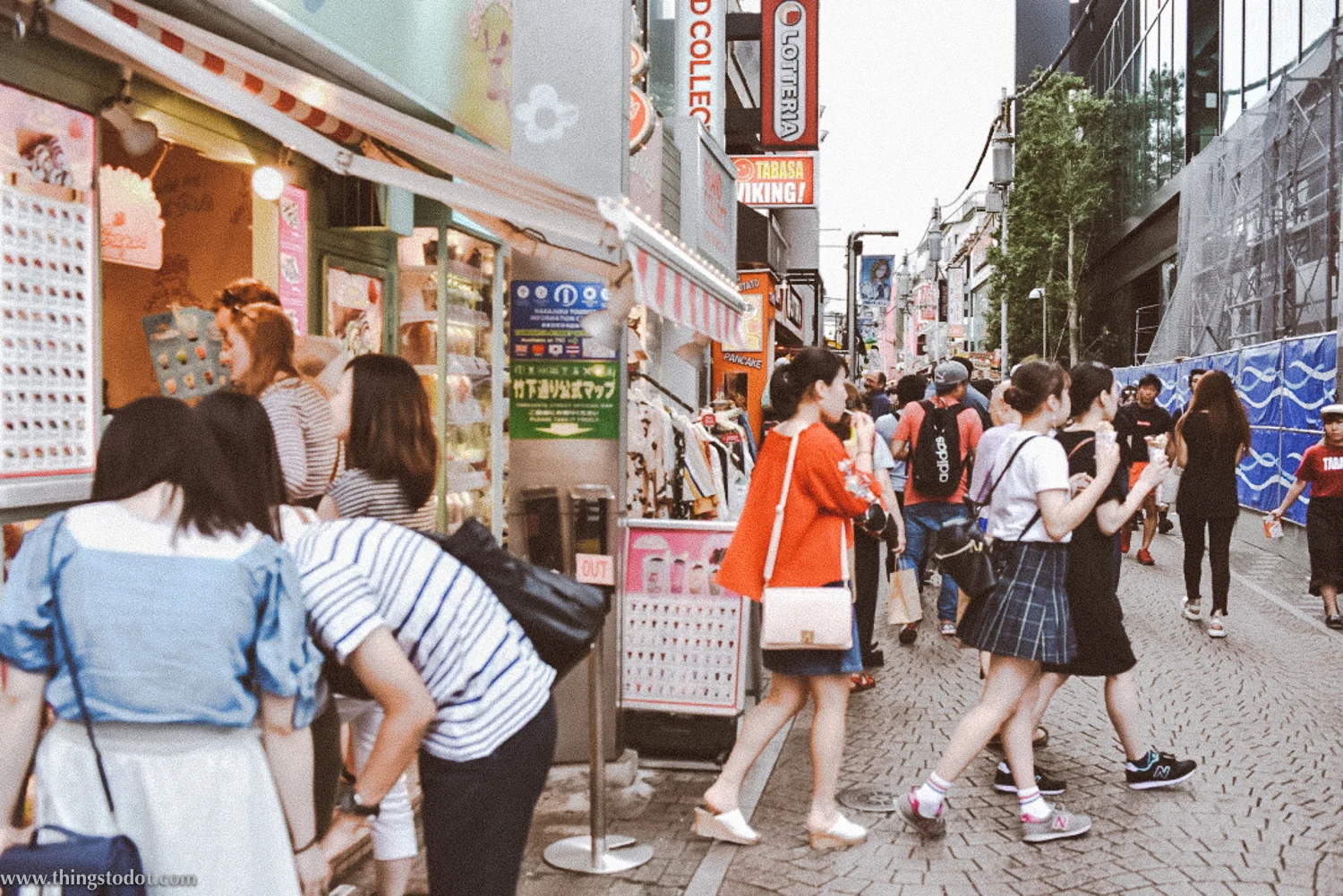 Takeshita Dori, Harajuku, Tokyo, Japan. Image©www.thingstodot.com.