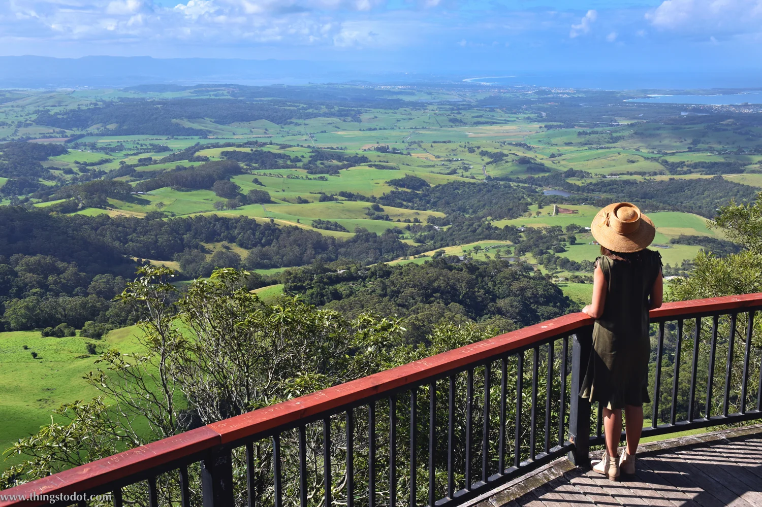 Saddleback Mountain Lookout, New South Wales, Australia. Photo: Brad Chilby (http://chilby.com.au). Image©www.thingstodot.com. 