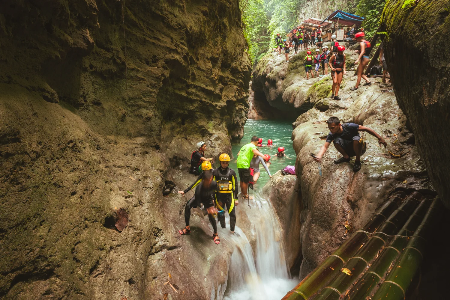 Kawasan Falls Canyoneering, Badian, Cebu, Philippines. Photo: Brad Chilby (https://chilby.com.au). Photo© https://www.thingstodot.com.