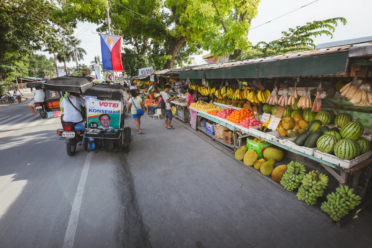 Moalboal, Philippines. Photo: Brad Chilby (https://chilby.com.au/). Photo©www.thingstodot.com.