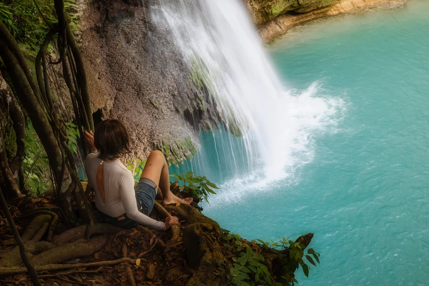 Kawasan Falls, Badian, Philippines. Photo: Brad Chilby (https://chilby.com.au/). Photo©www.thingstodot.com.