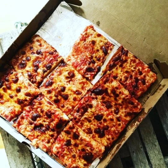 pizza.jpg