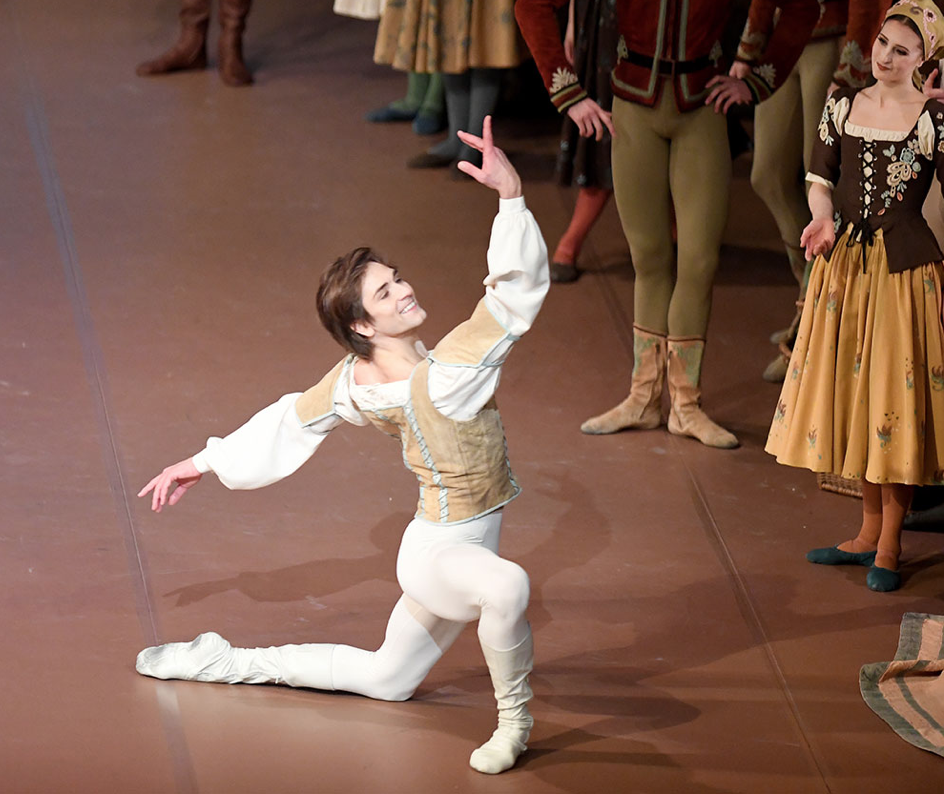Friedemann Vogel as Prince Siegfried in John Cranko’s “Swan Lake”