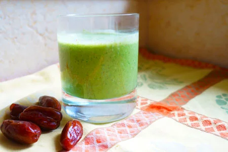 Dan’s Kale Breakfast Smoothie