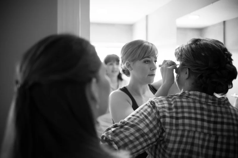 Bridal party getting ready