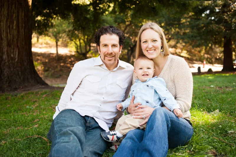 Holiday family portrait session in Oakland