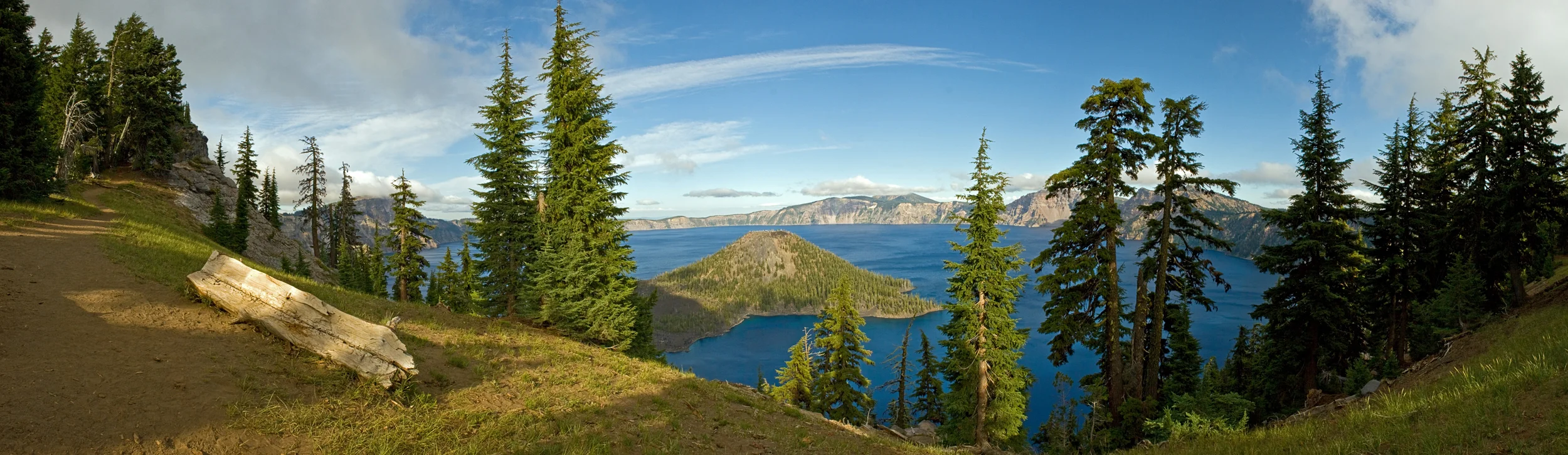wizard-island-panoroama-01_sm.jpg