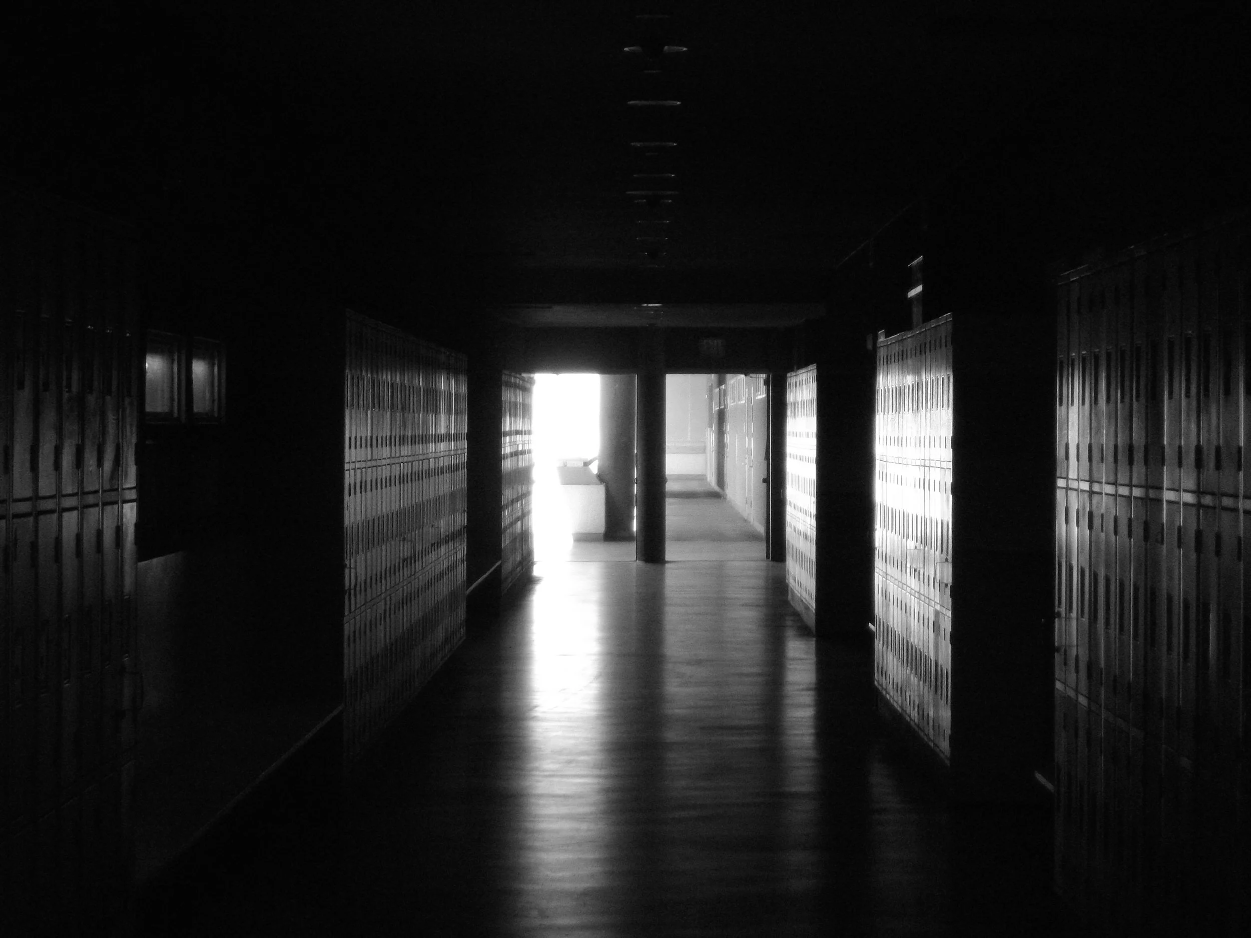 Frank, Bridging Two Worlds: Architectural Photography