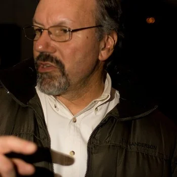 Tom-Paiva-2010-350x350.jpg