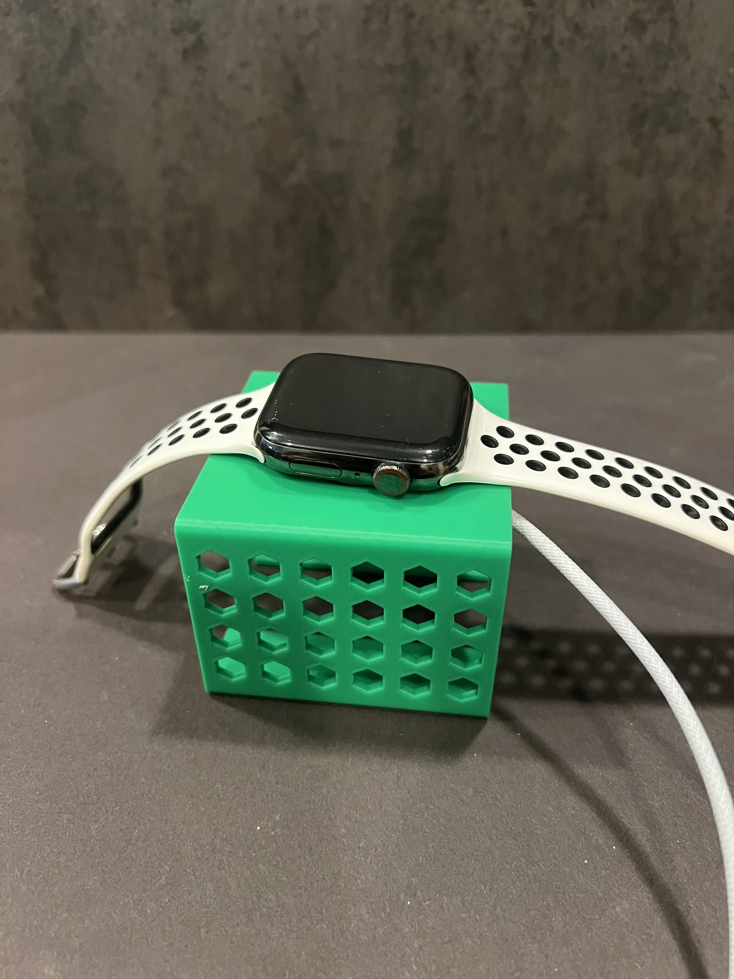 iWatch Holder side 2in.JPG