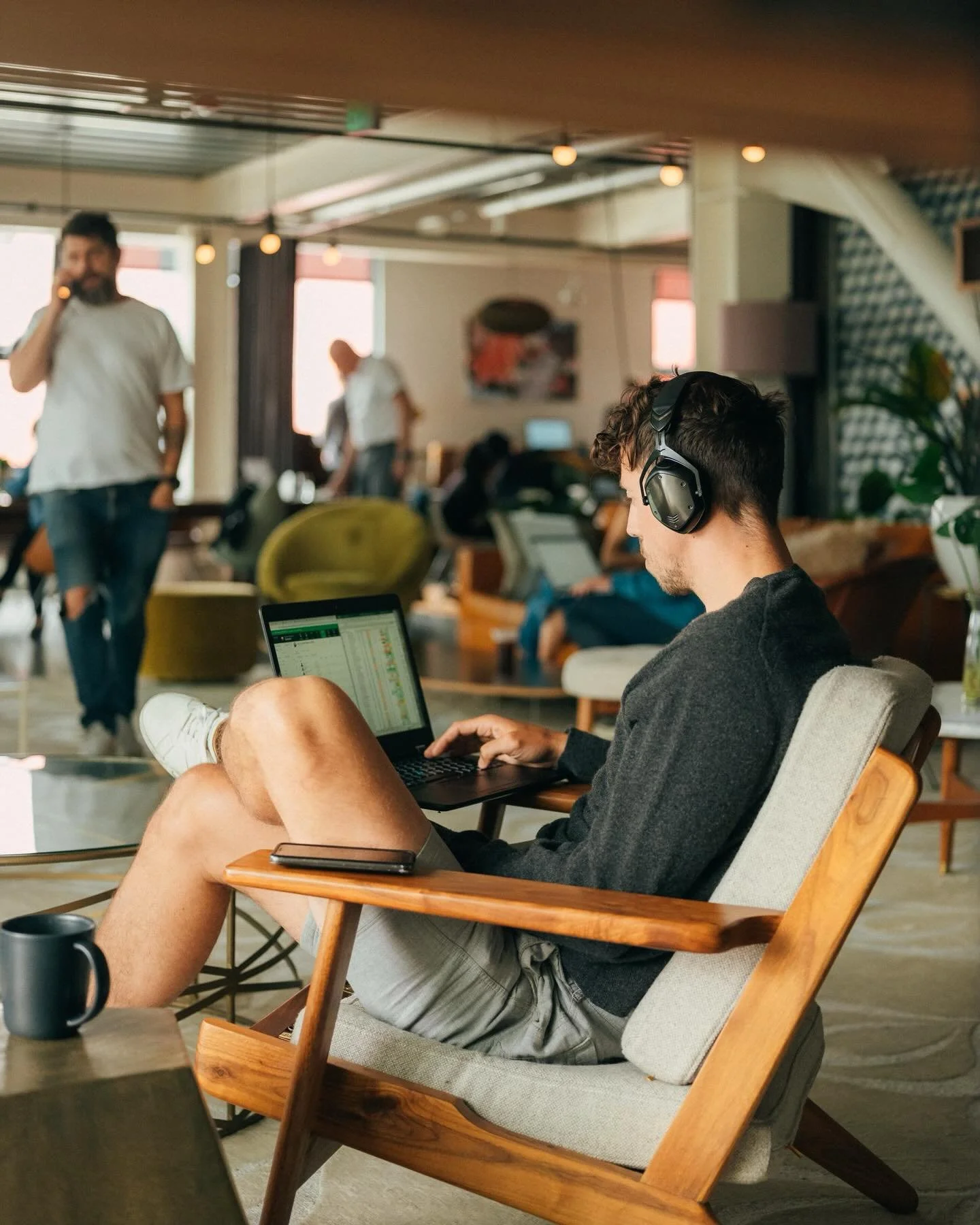 Midweek focus in the lounge 💡 💻
Come work with us for a change of scenery, thoughtful design, and shared community. 

Enjoy half-off your first month through March 31st: don&rsquo;t wait to sign up! Book a tour or trial day today.