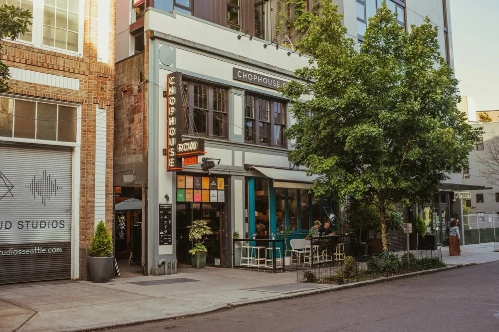 🌩️ Office Lease Opportunity at @chophouserow 🌩️

@cloudroomseattle is offering a unique office opportunity at Chophouse Row, available for lease beginning mid-June.

This light-filled 608 RSF space is ideally suited for a team of 2&ndash;6 people.
