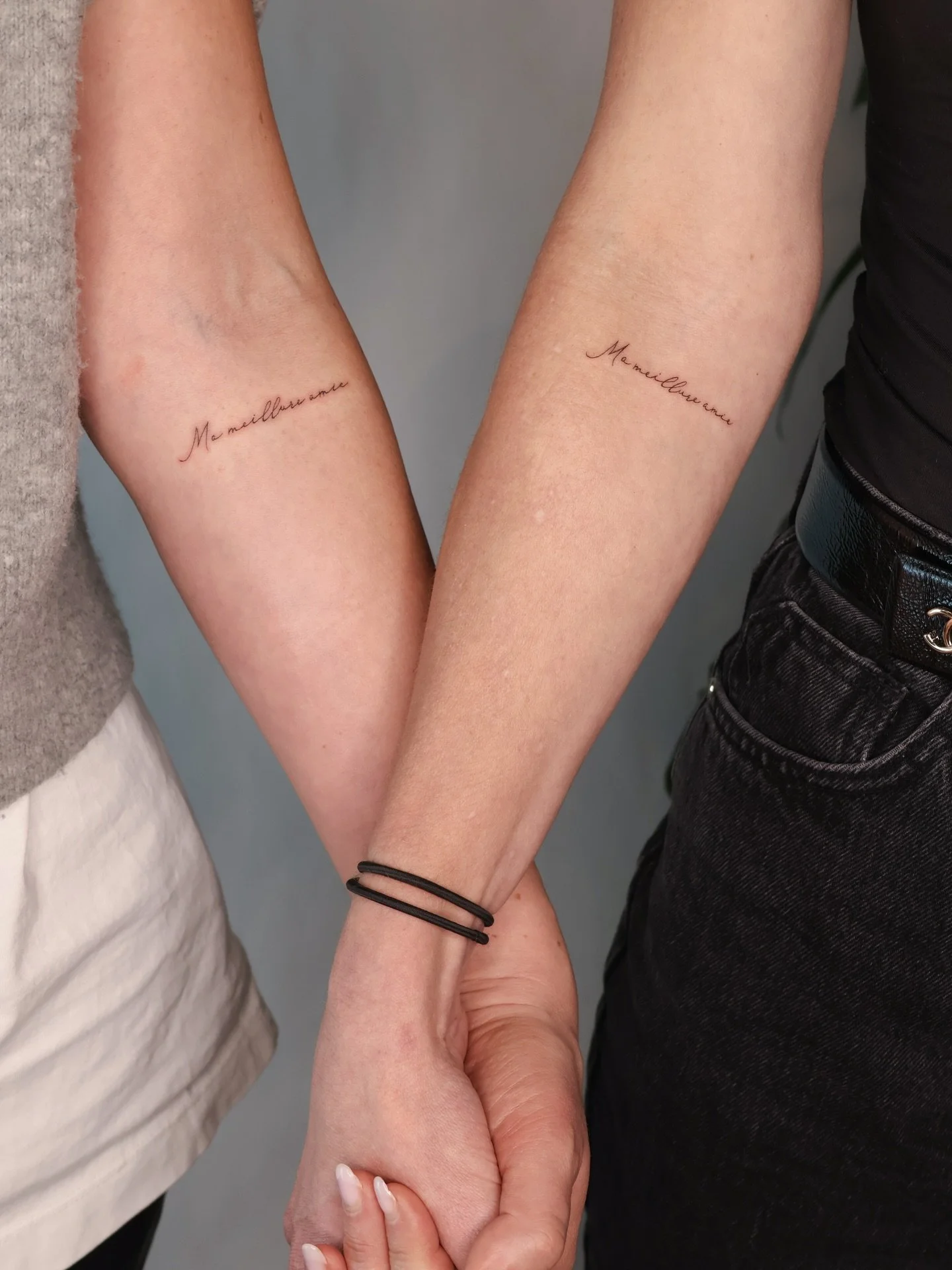 &ldquo;Ma meillure amie&rdquo; Tattoo for two fabulous best friends 👯 Bonus name script tattoo on the last slide✍️

Done at @nicetattooparlor 

My books are currently open for February and March! DM or click the link in my bio to secure your spot! ?