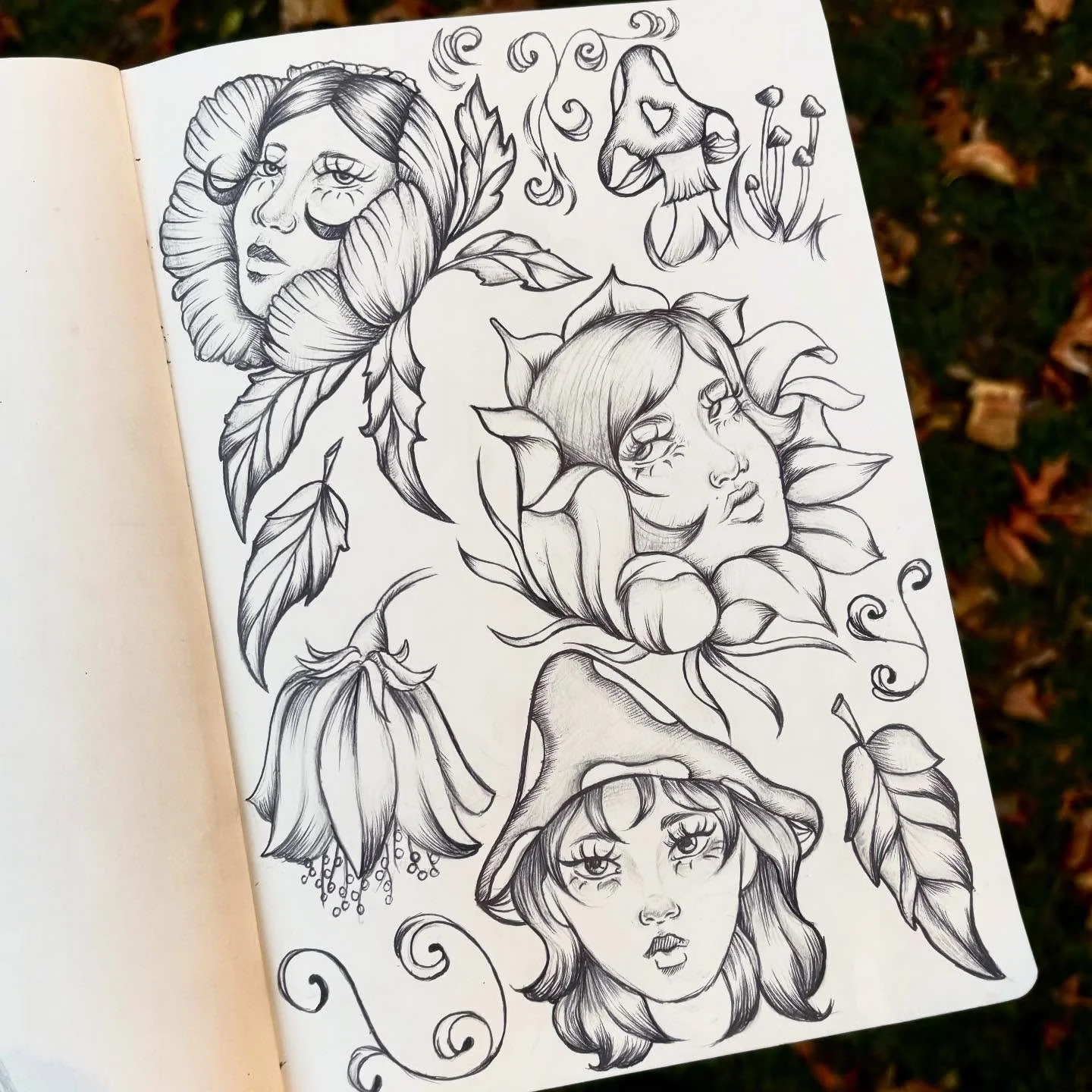 ╴⊹ꮺ˚ ╴╴╴╴╴⊹˚ ╴╴╴╴˚ೃ
Flower Lady heads <3 

Really excited to show you guys the art I&rsquo;ve been working on! Look out for some more flashes soon :) 
Hope you guys enjoy! 

#tattooflash #tattoodesign #nyctattoo
