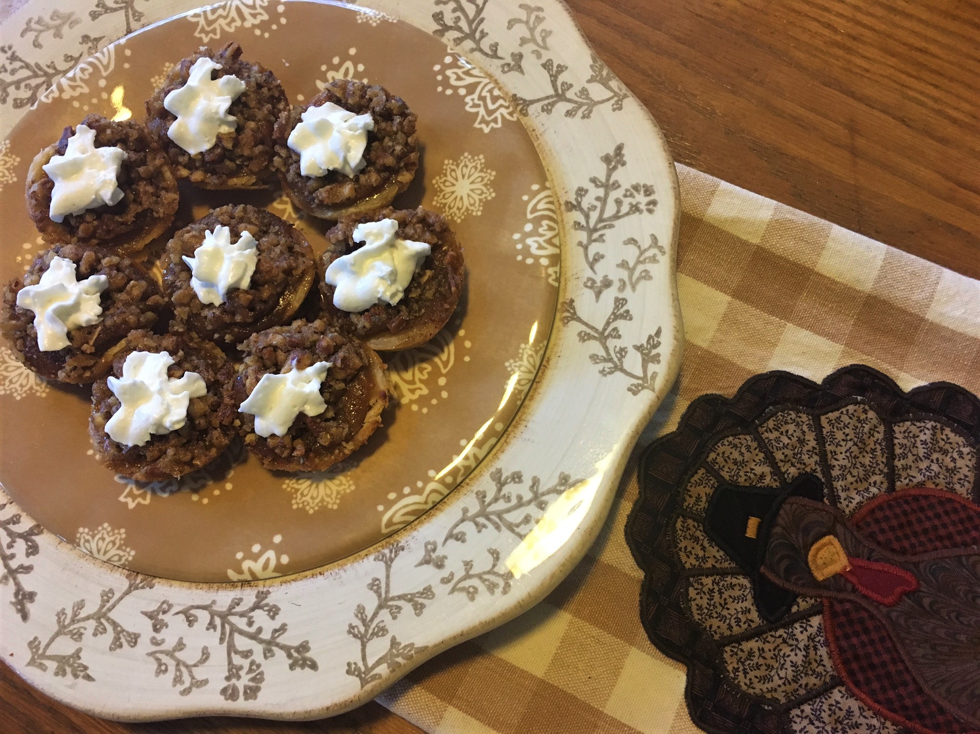 Praline Pumpkin Pie2-1.jpg